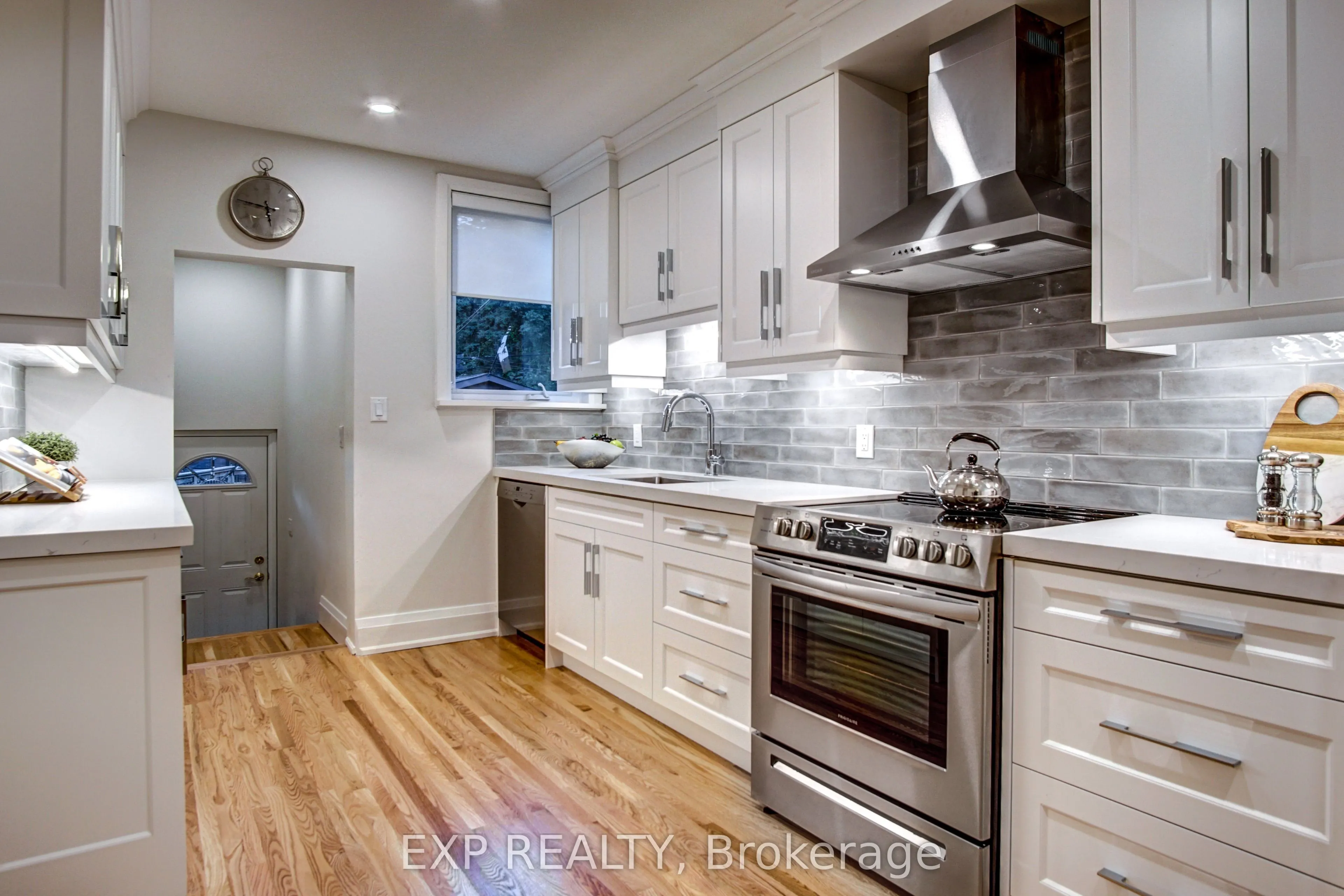 380 Jane Street, #Main