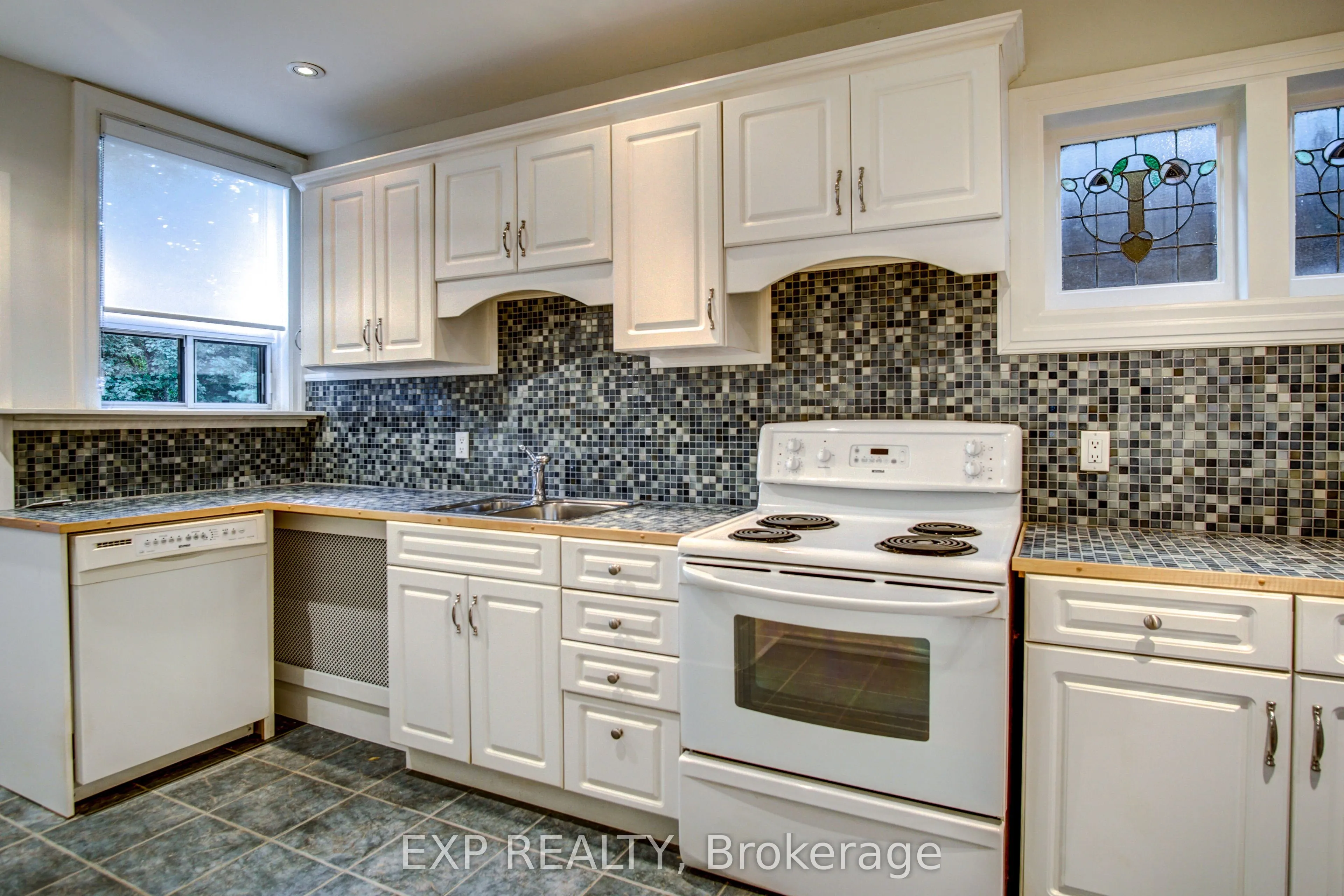 380 Jane Street, #Main
