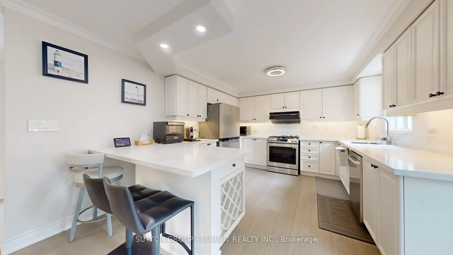 5535 GLEN ERIN Drive, #12