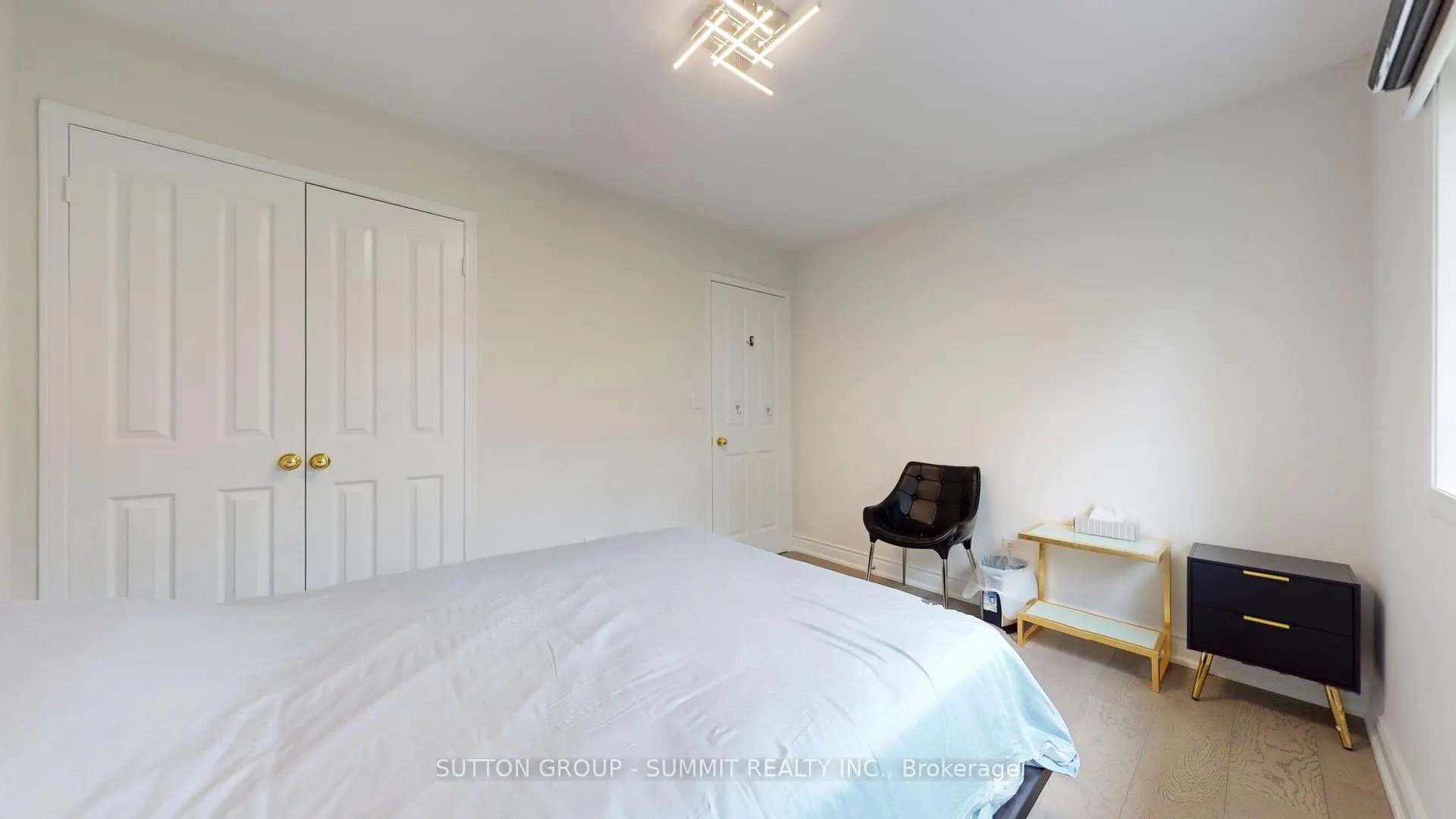 5535 GLEN ERIN Drive, #12