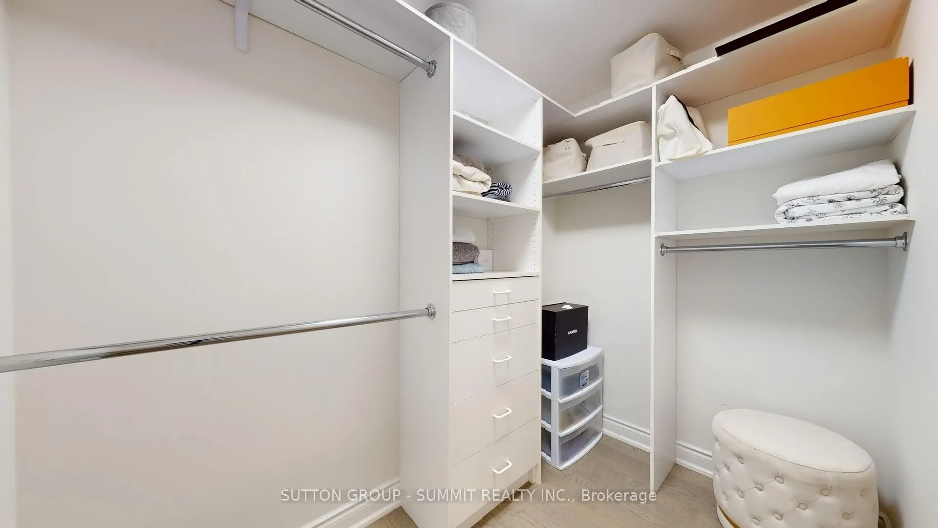 5535 GLEN ERIN Drive, #12