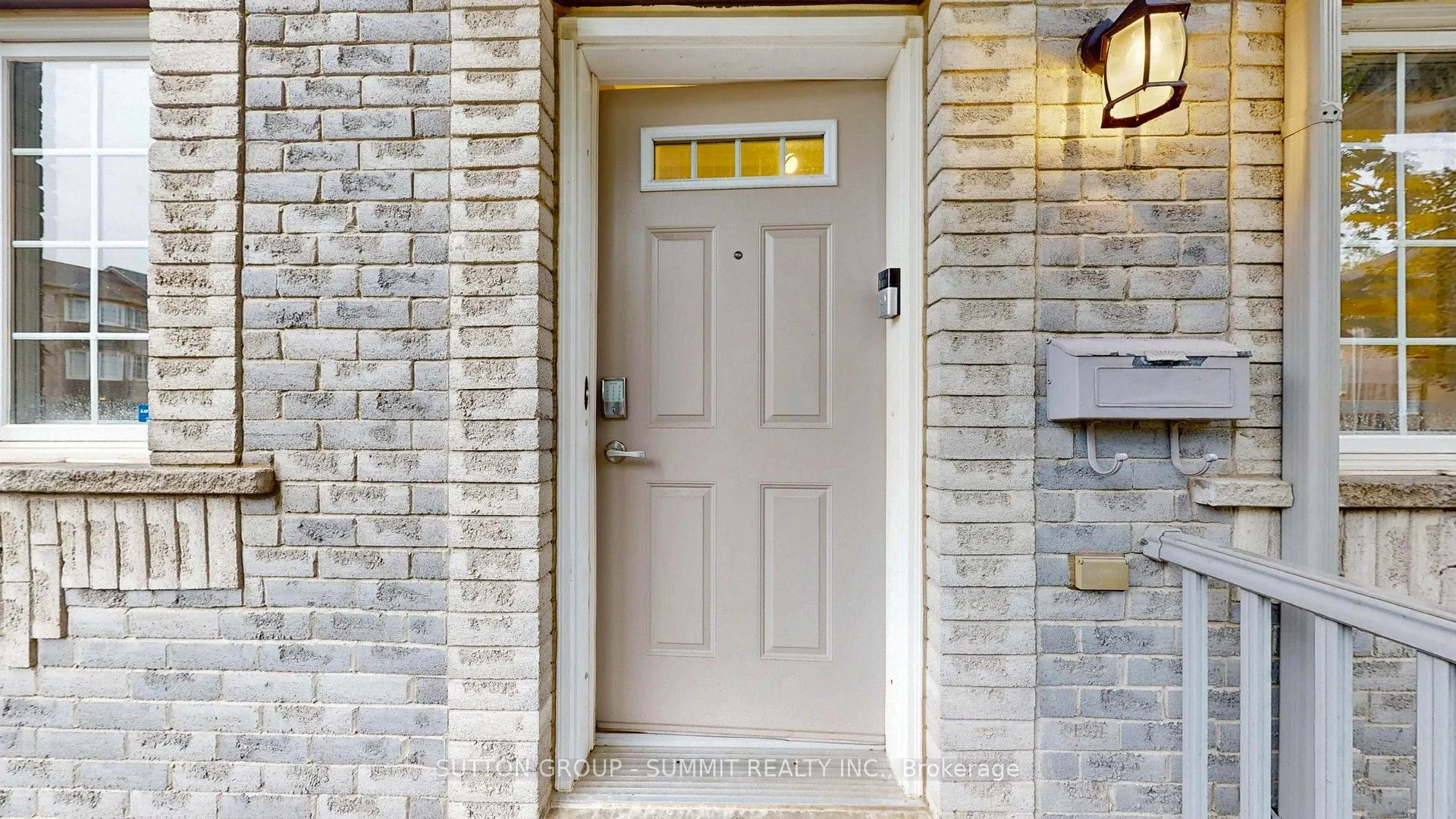 5535 GLEN ERIN Drive, #12