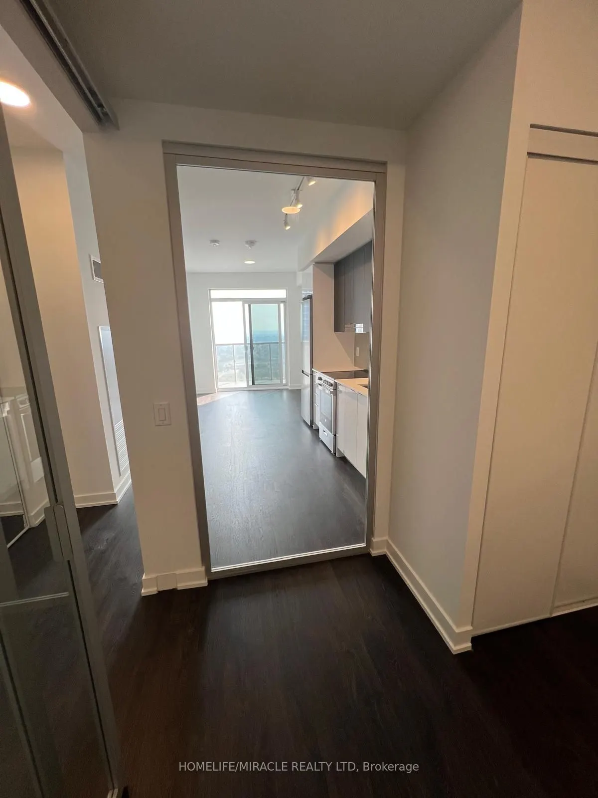 5105 Hurontario Street, #2606