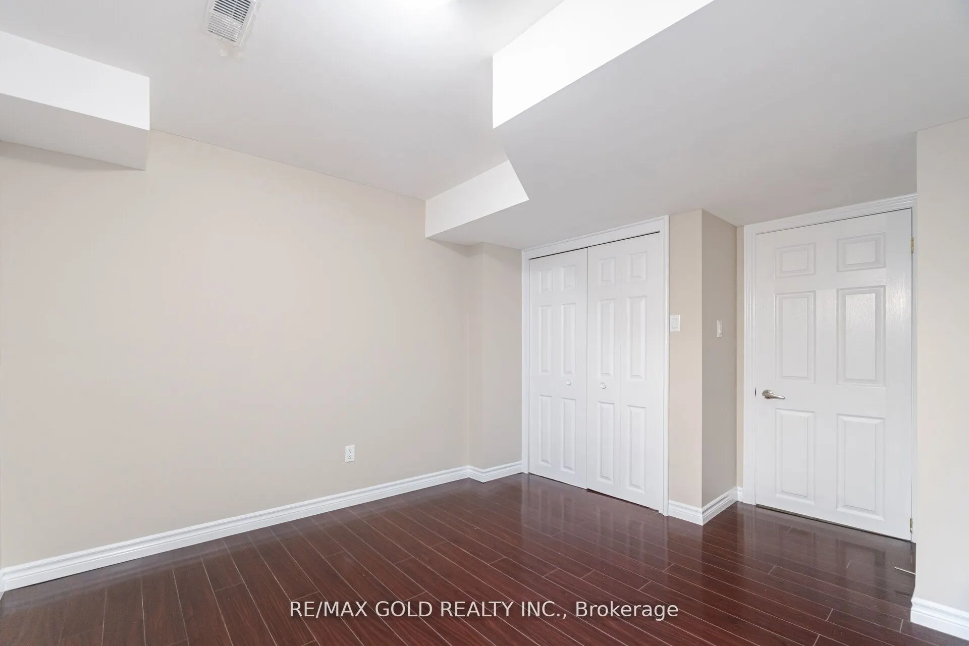 26 Bushmill Circle