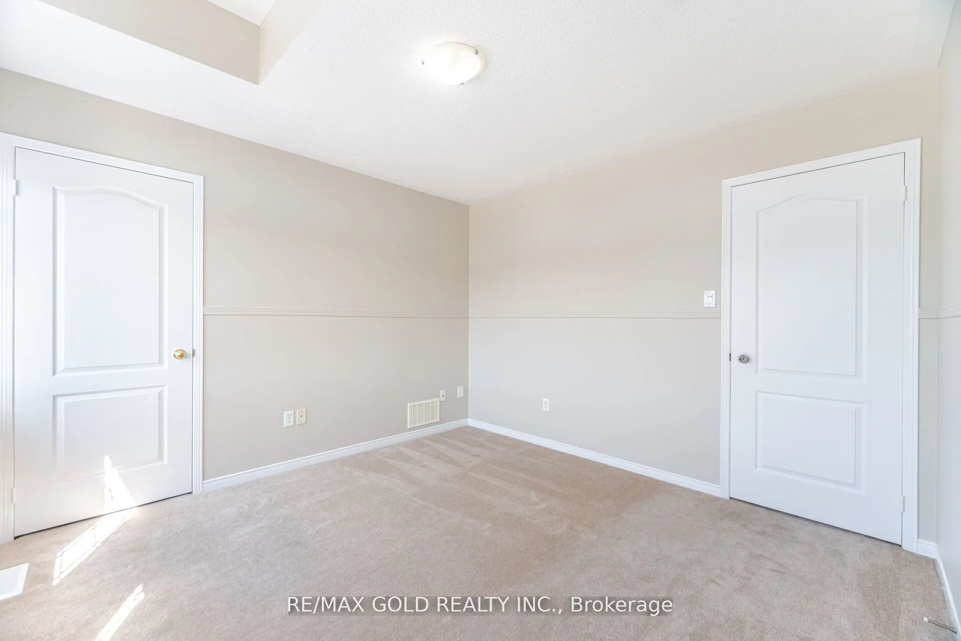 26 Bushmill Circle