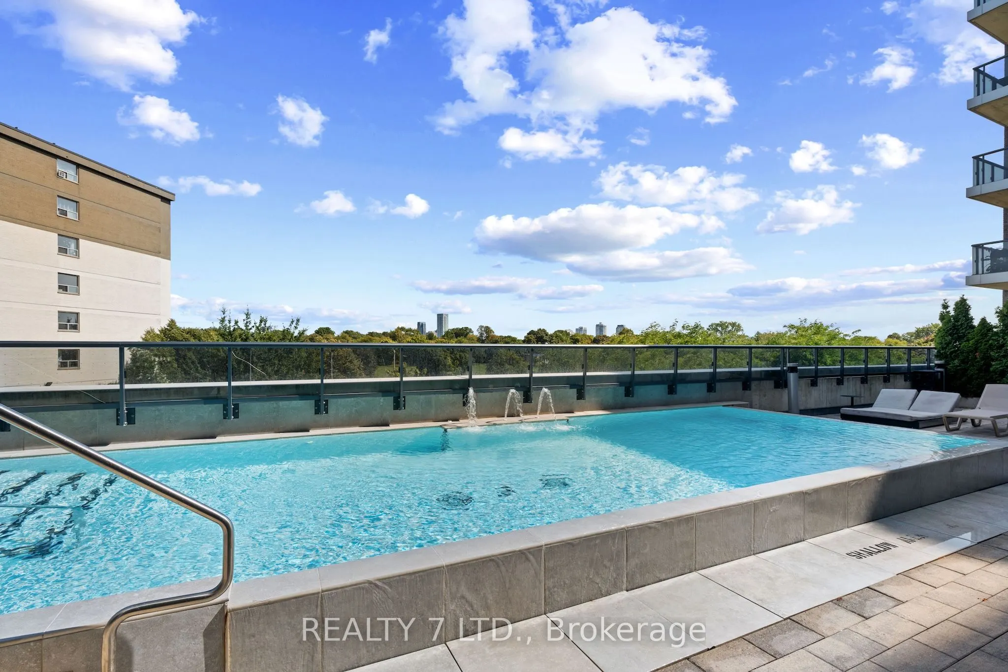 26 Gibbs Road, #838