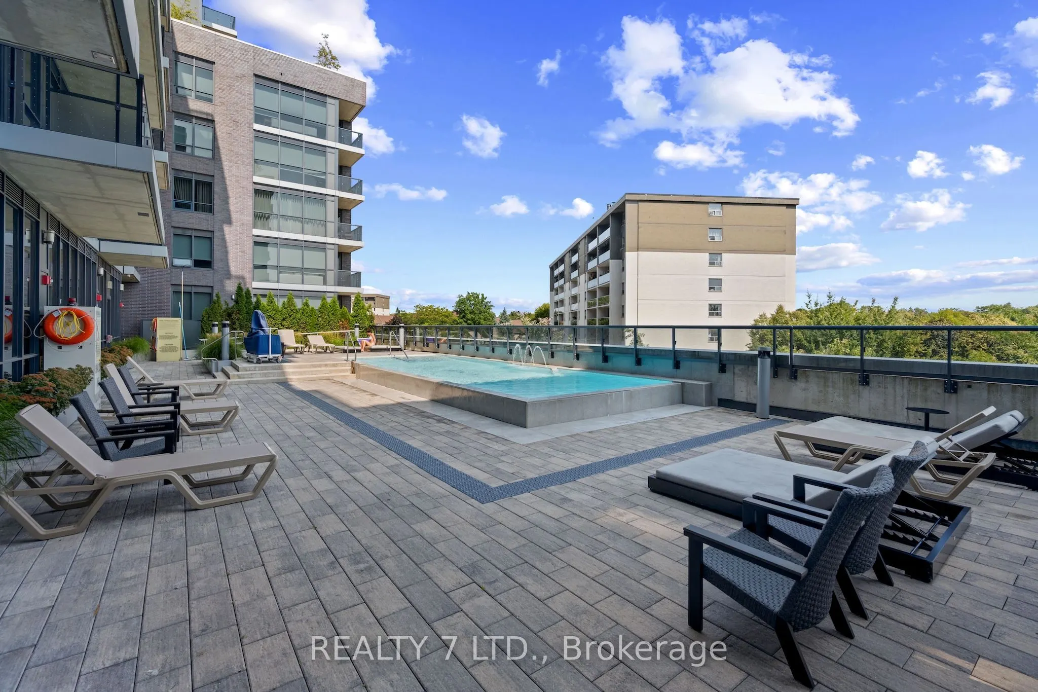 26 Gibbs Road, #838