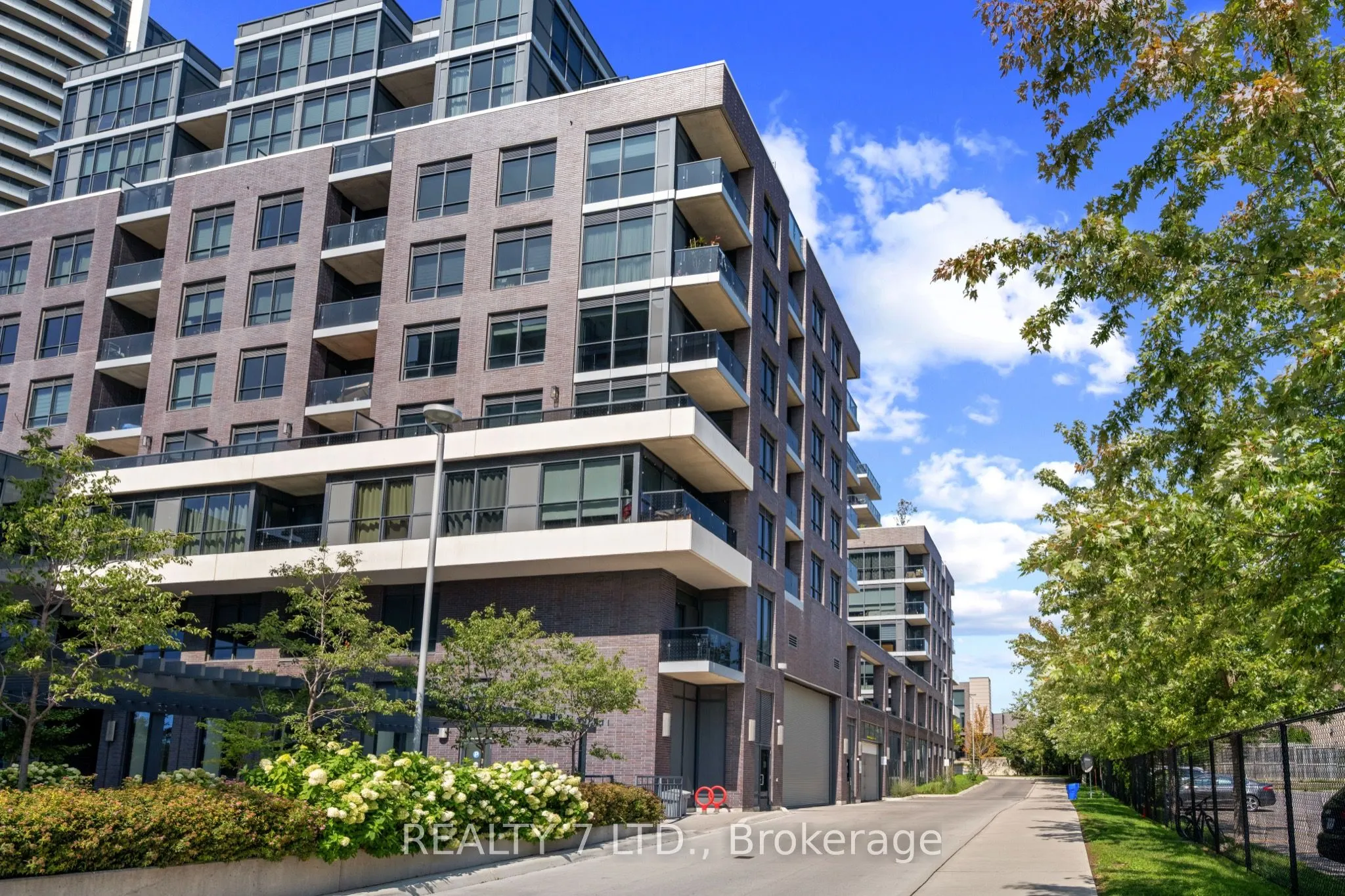 26 Gibbs Road, #838