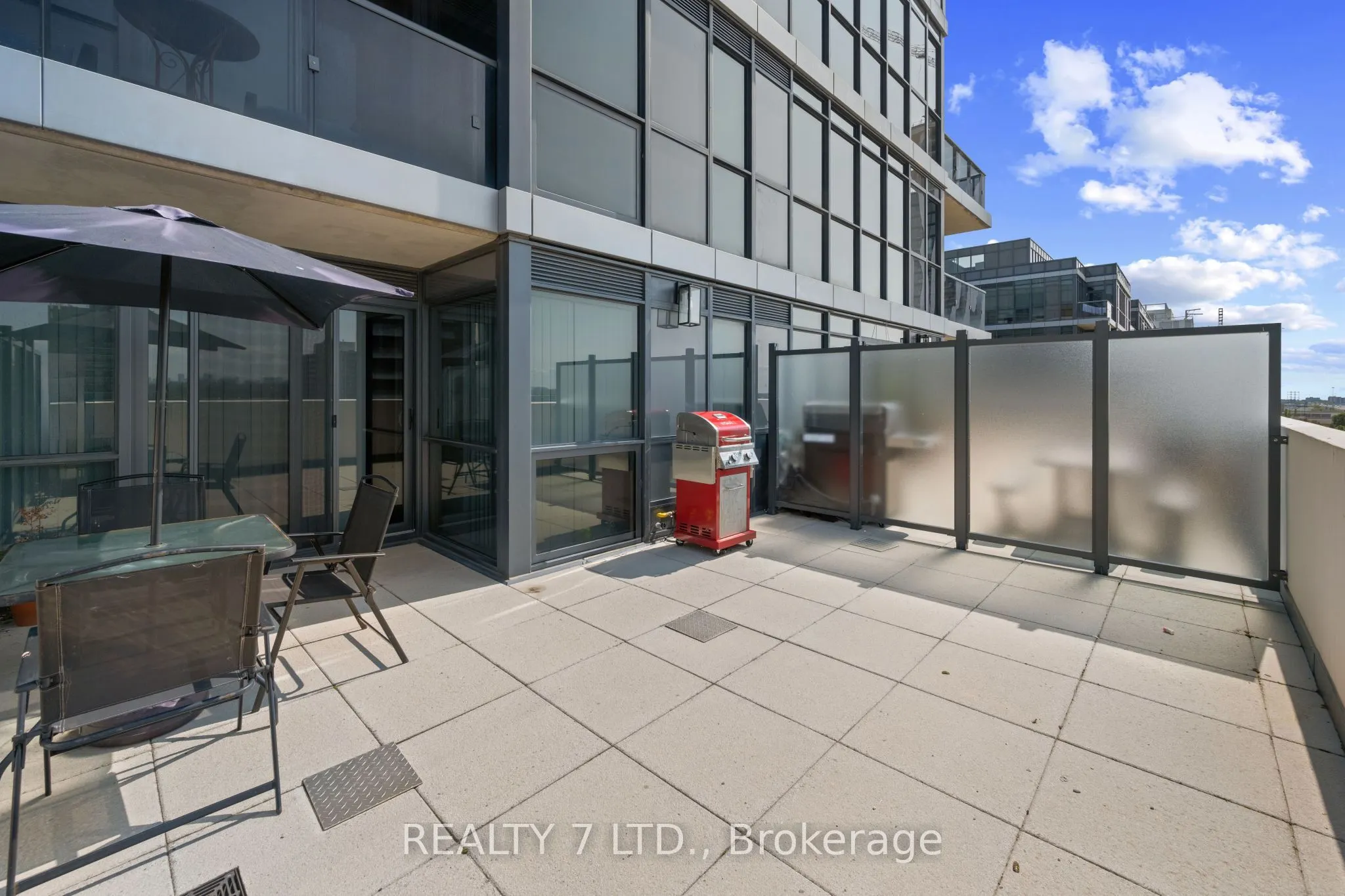 26 Gibbs Road, #838