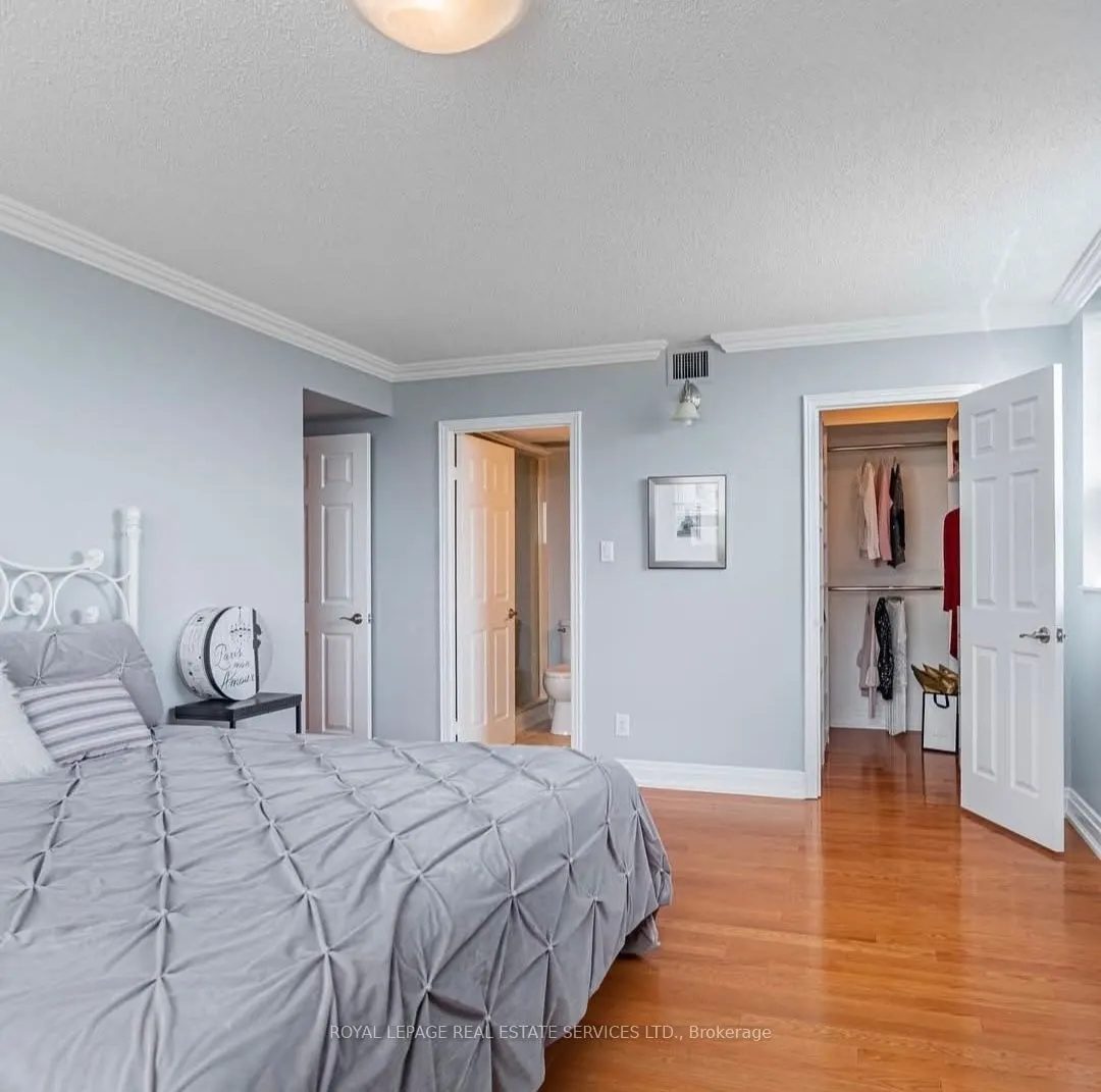 95 La Rose Avenue, #605