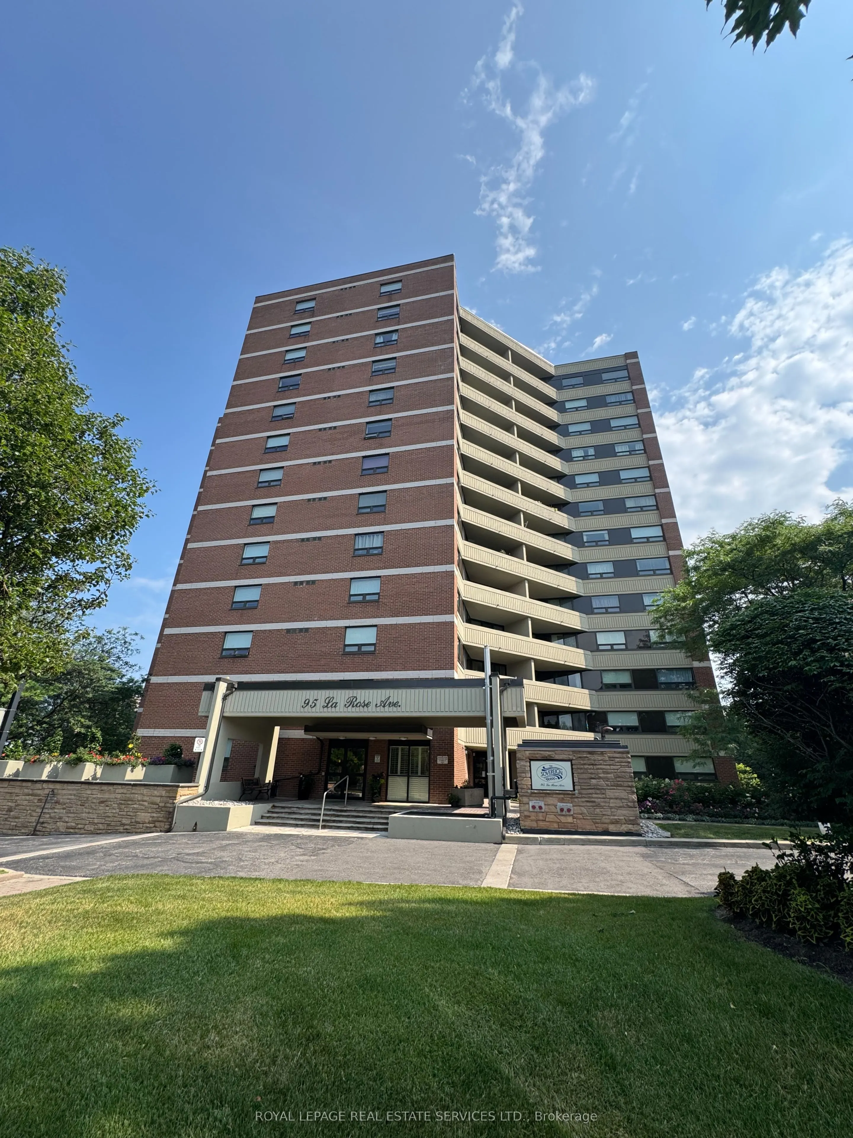 95 La Rose Avenue, #605