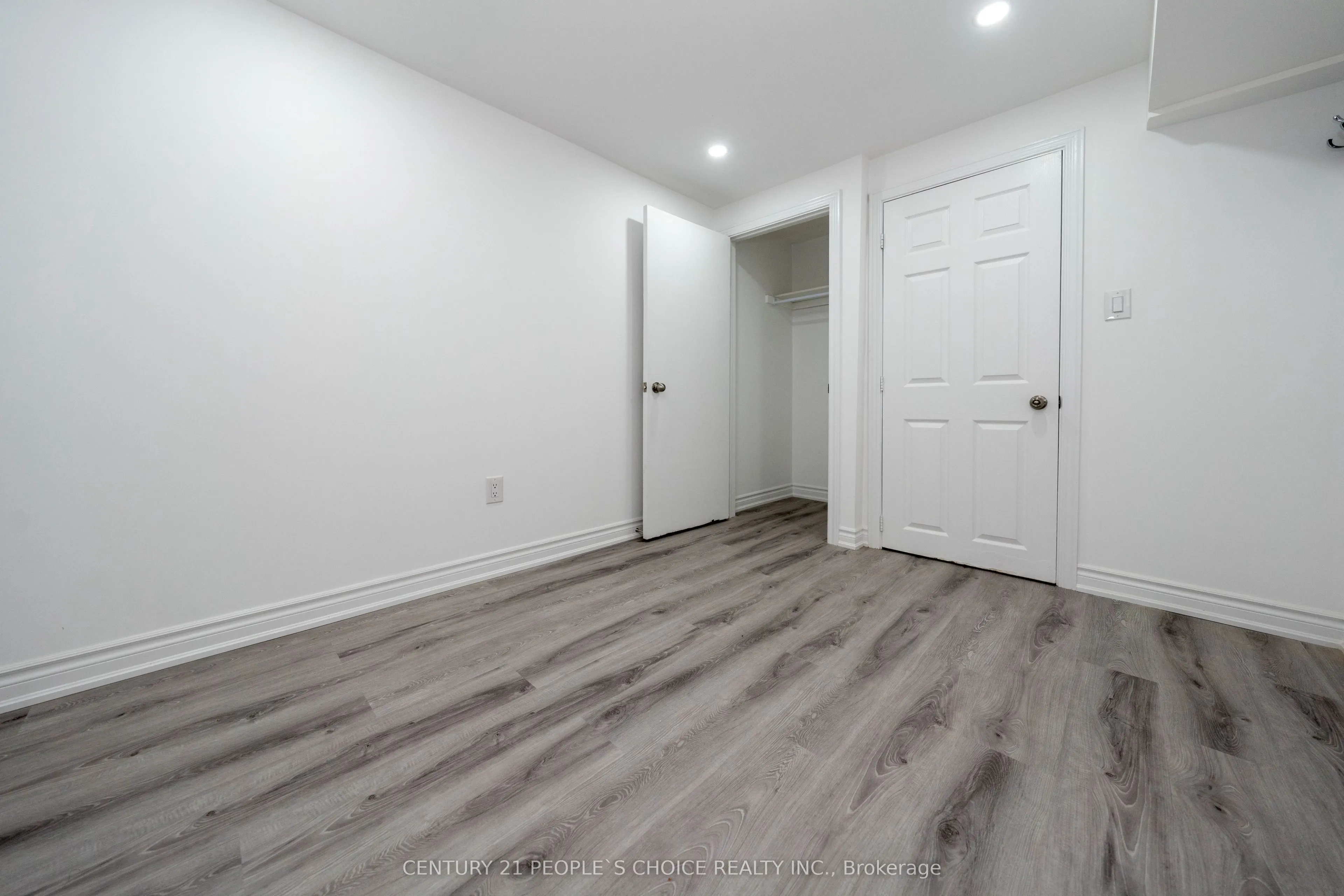 7440 Goreway Drive, #28