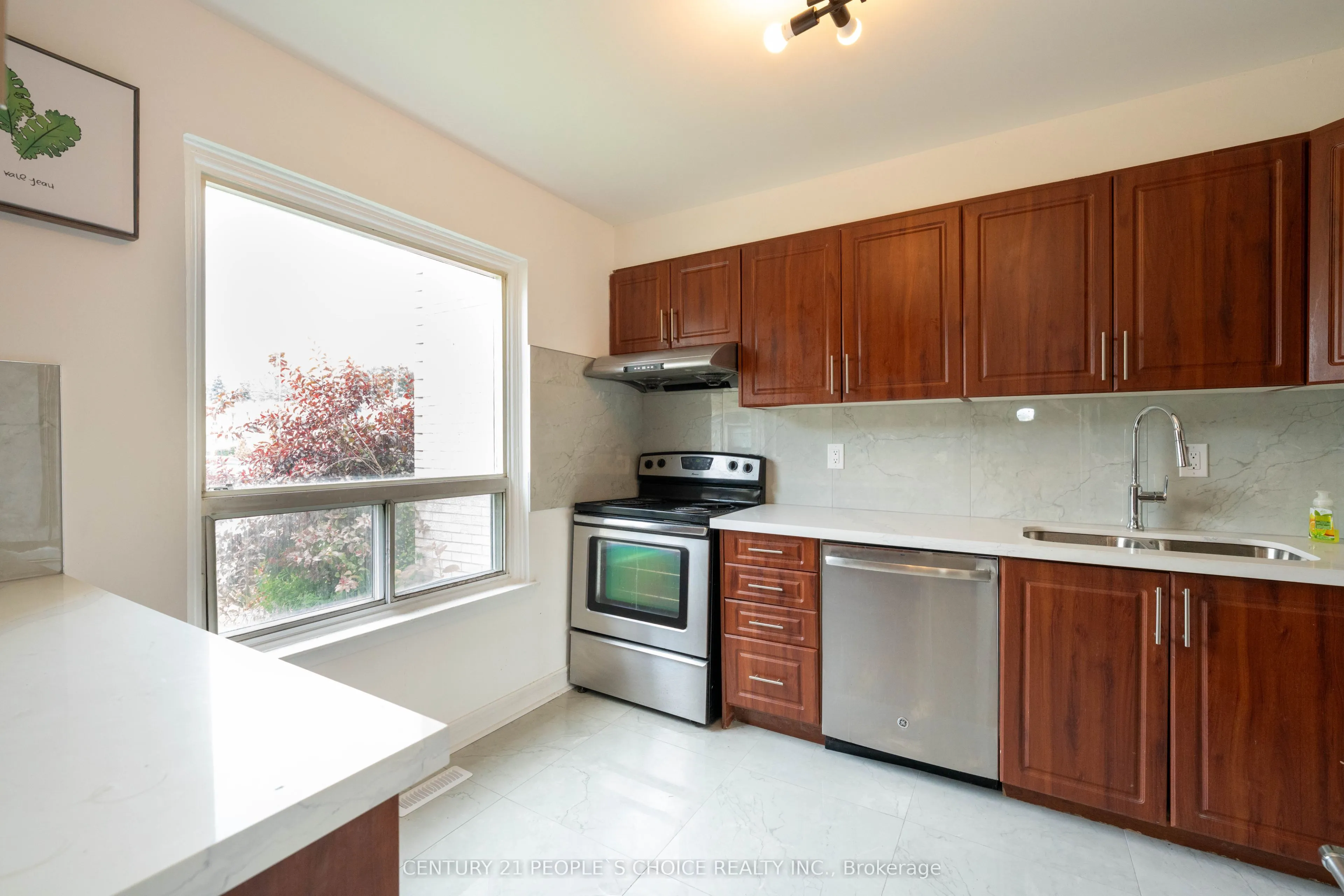 7440 Goreway Drive, #28