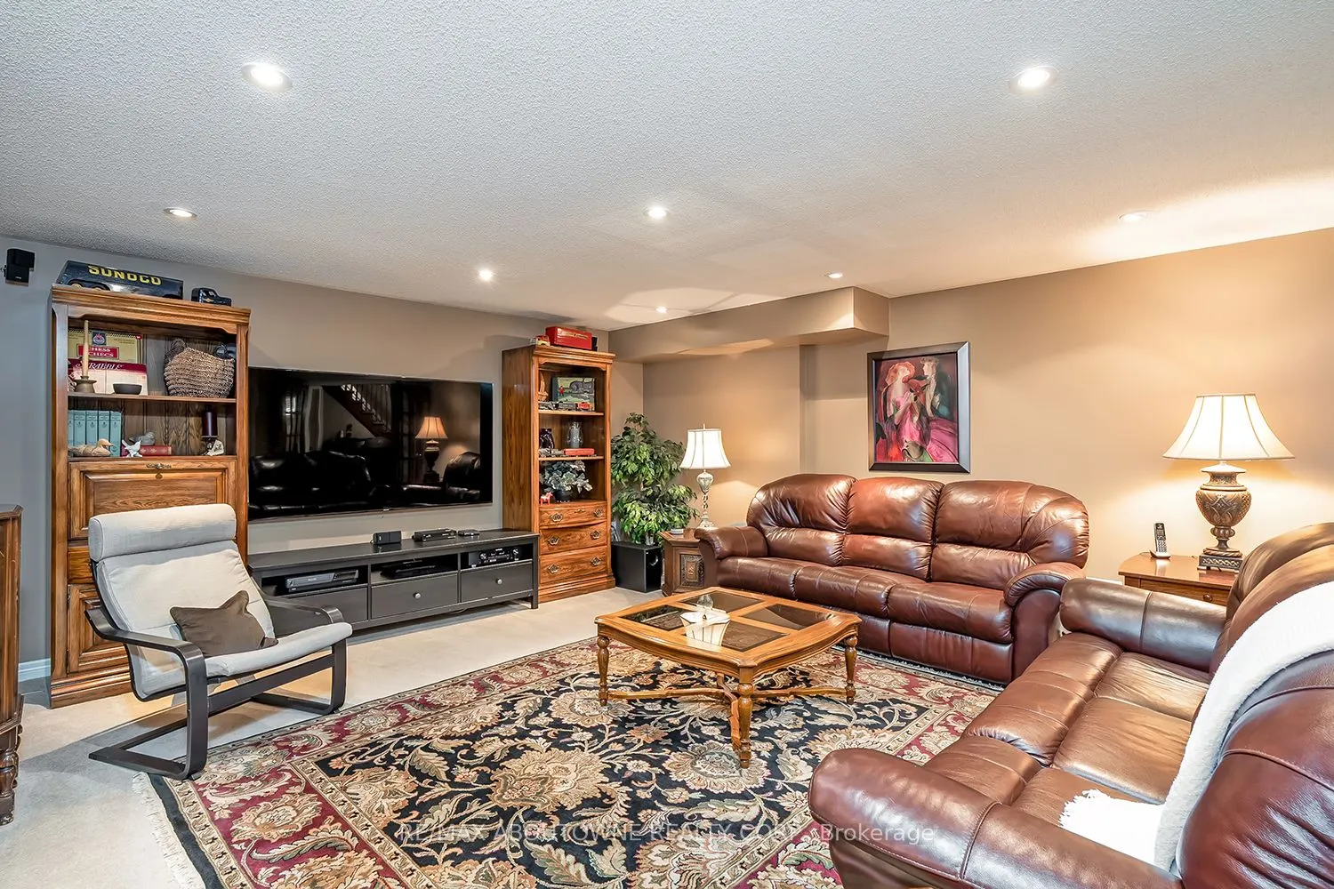 2375 Ravine Gate