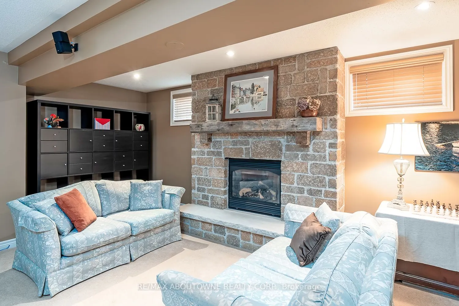 2375 Ravine Gate