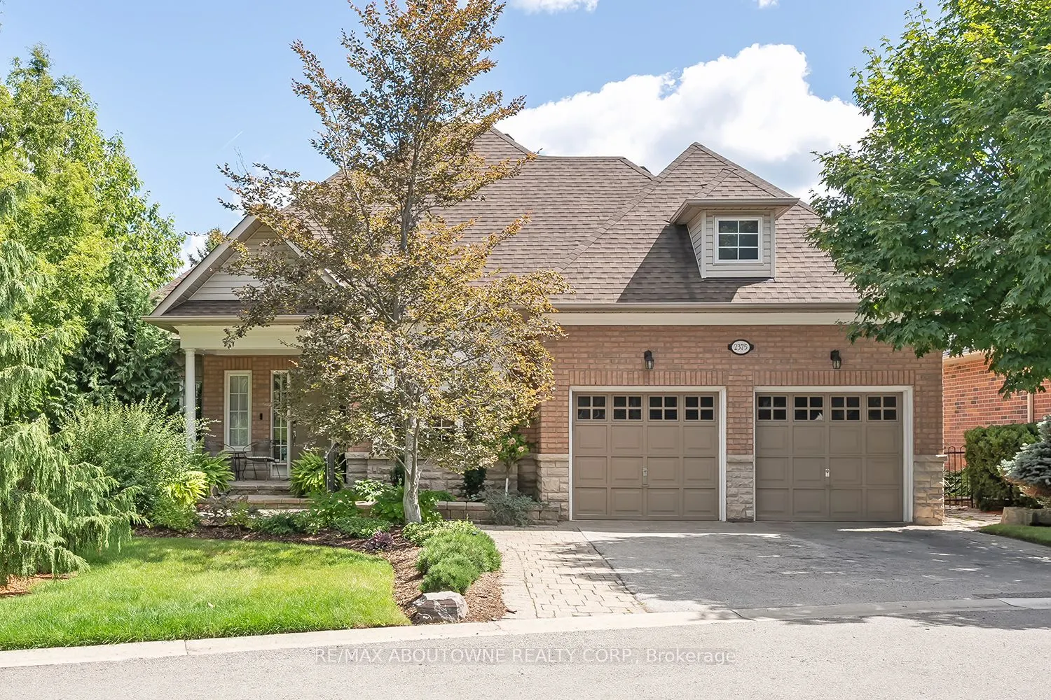 2375 Ravine Gate