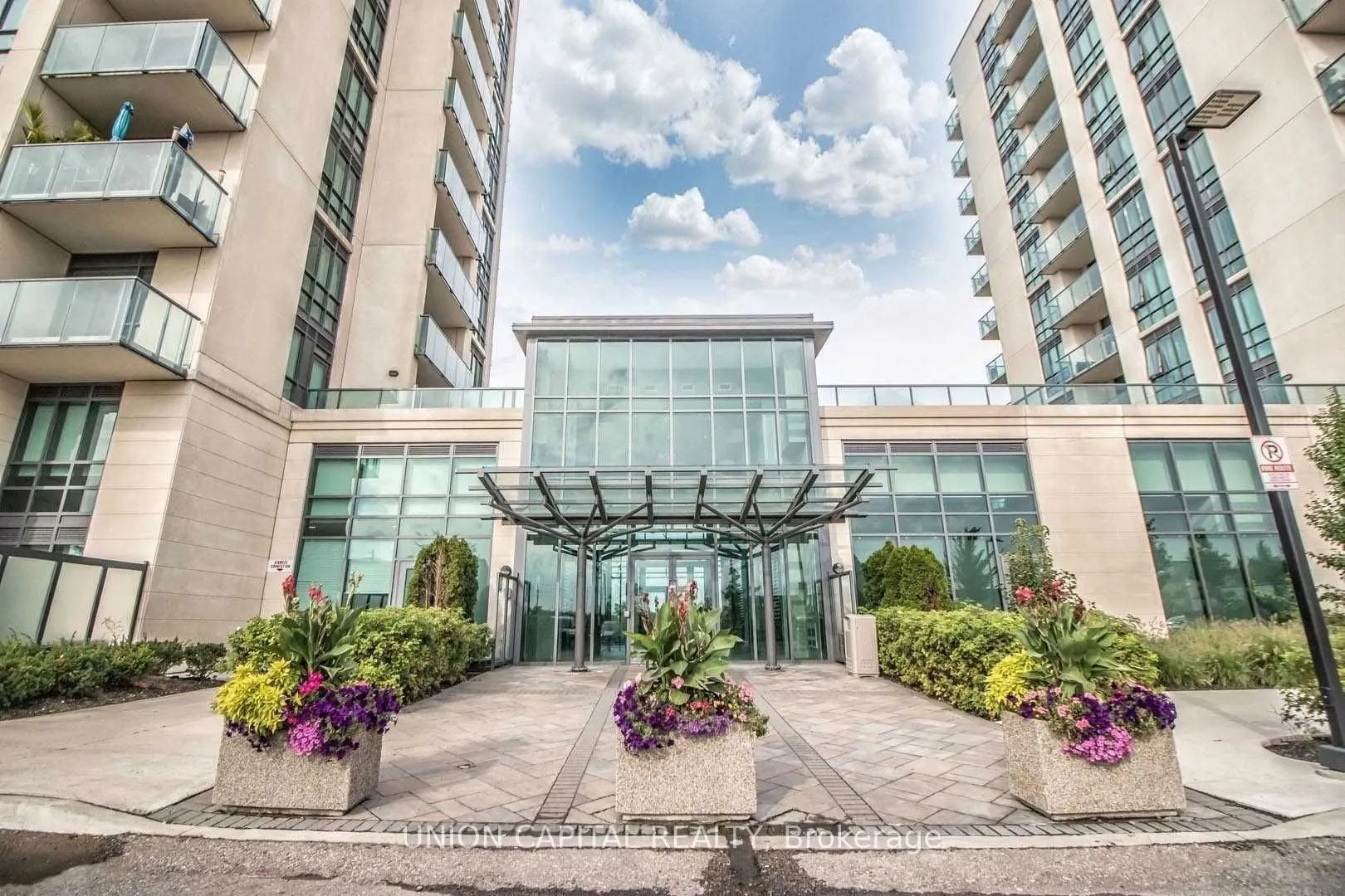 55 Yorkland Boulevard, #306