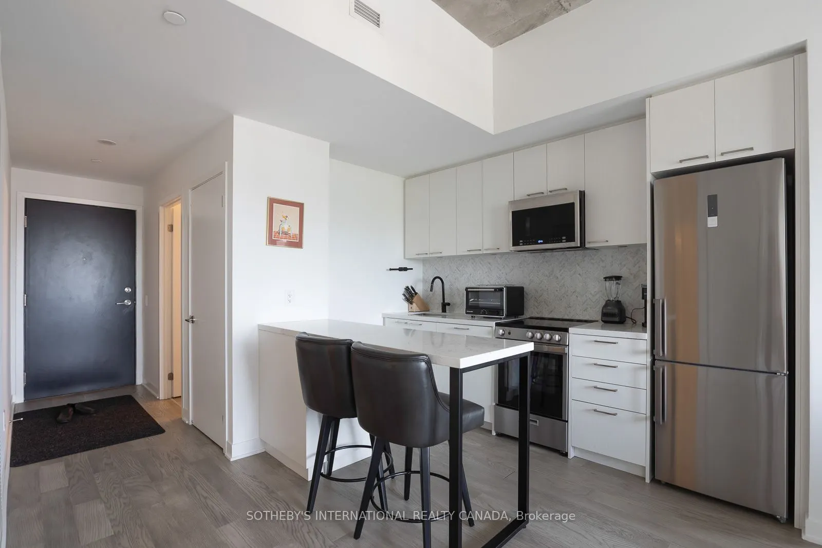 1808 St Clair Avenue W, #1011
