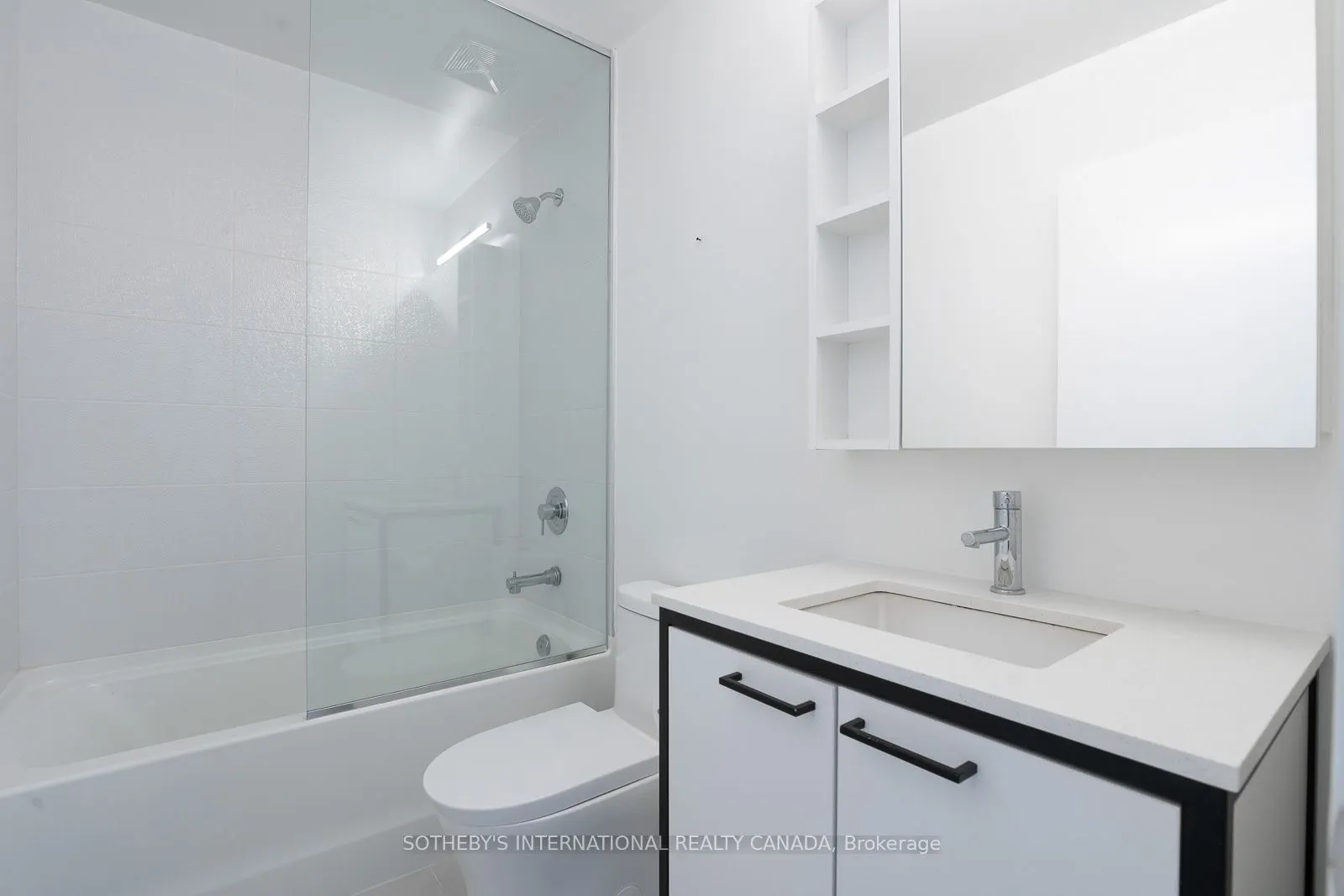 1808 St Clair Avenue W, #1011