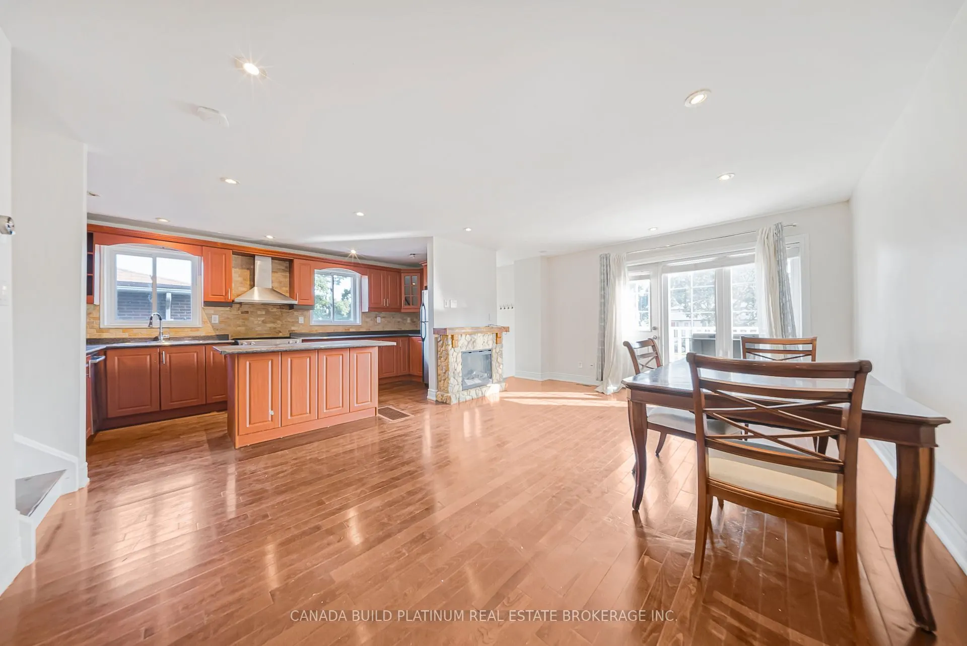 849 Inverhouse Drive