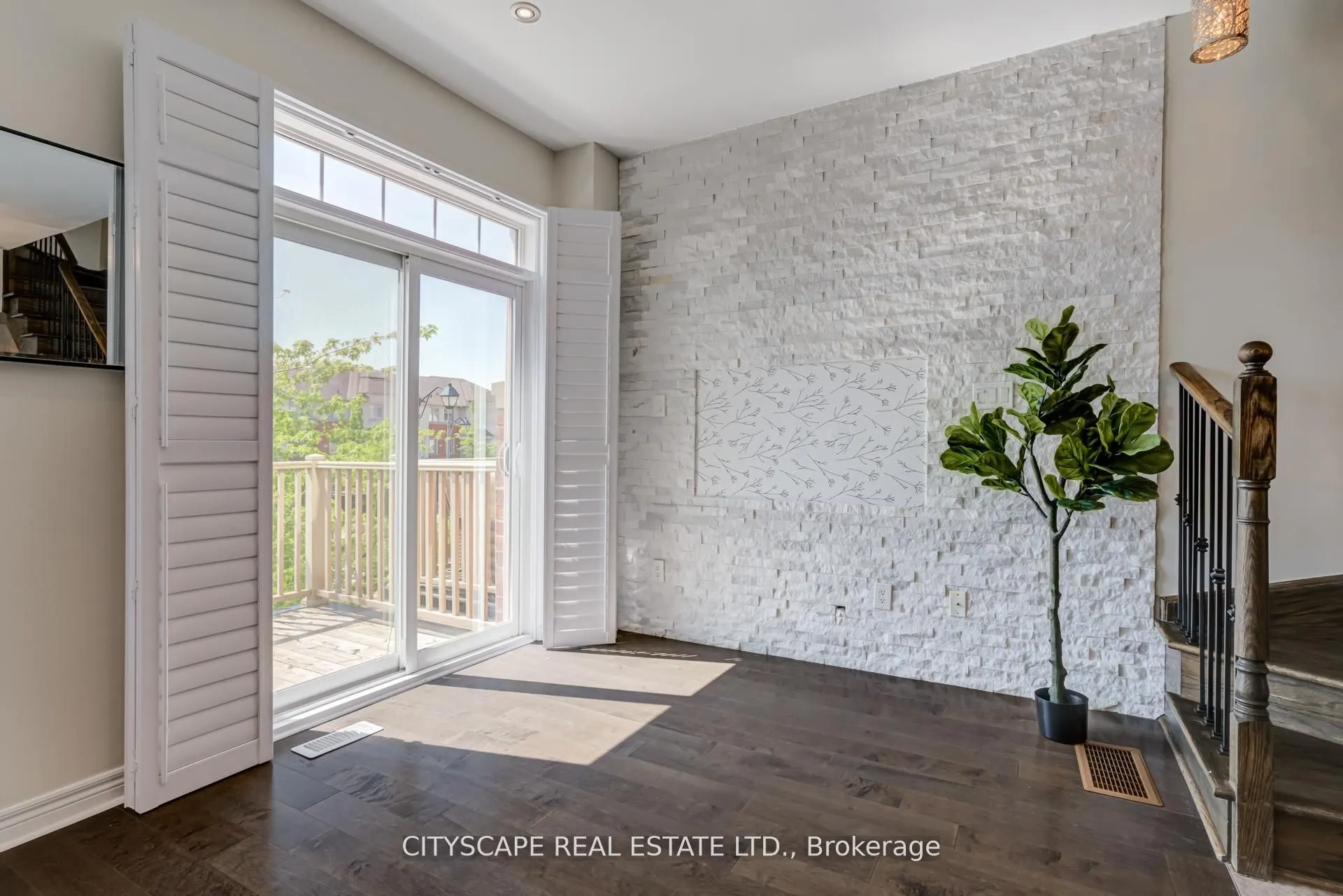3380 Thomas Street, #1