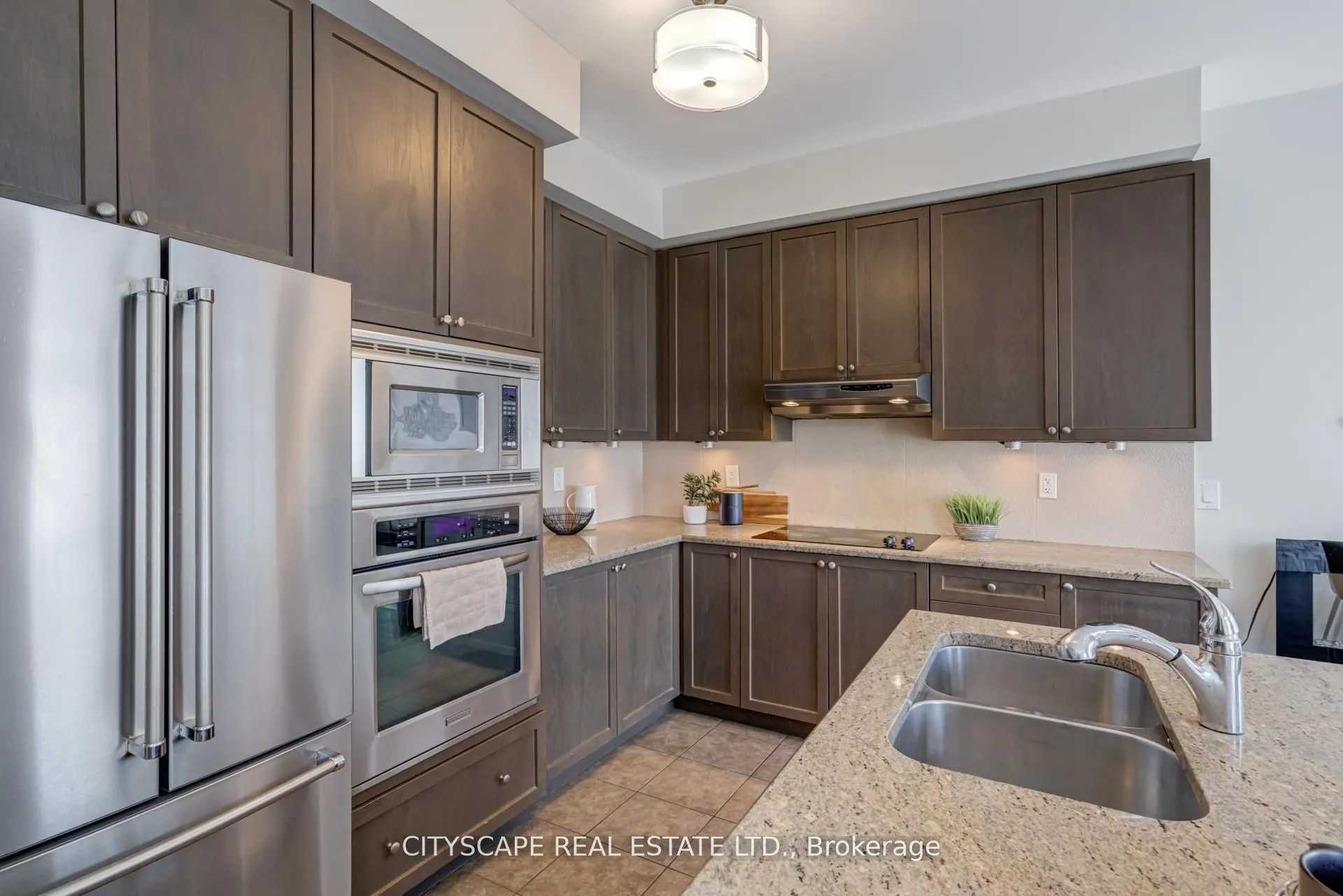 3380 Thomas Street, #1