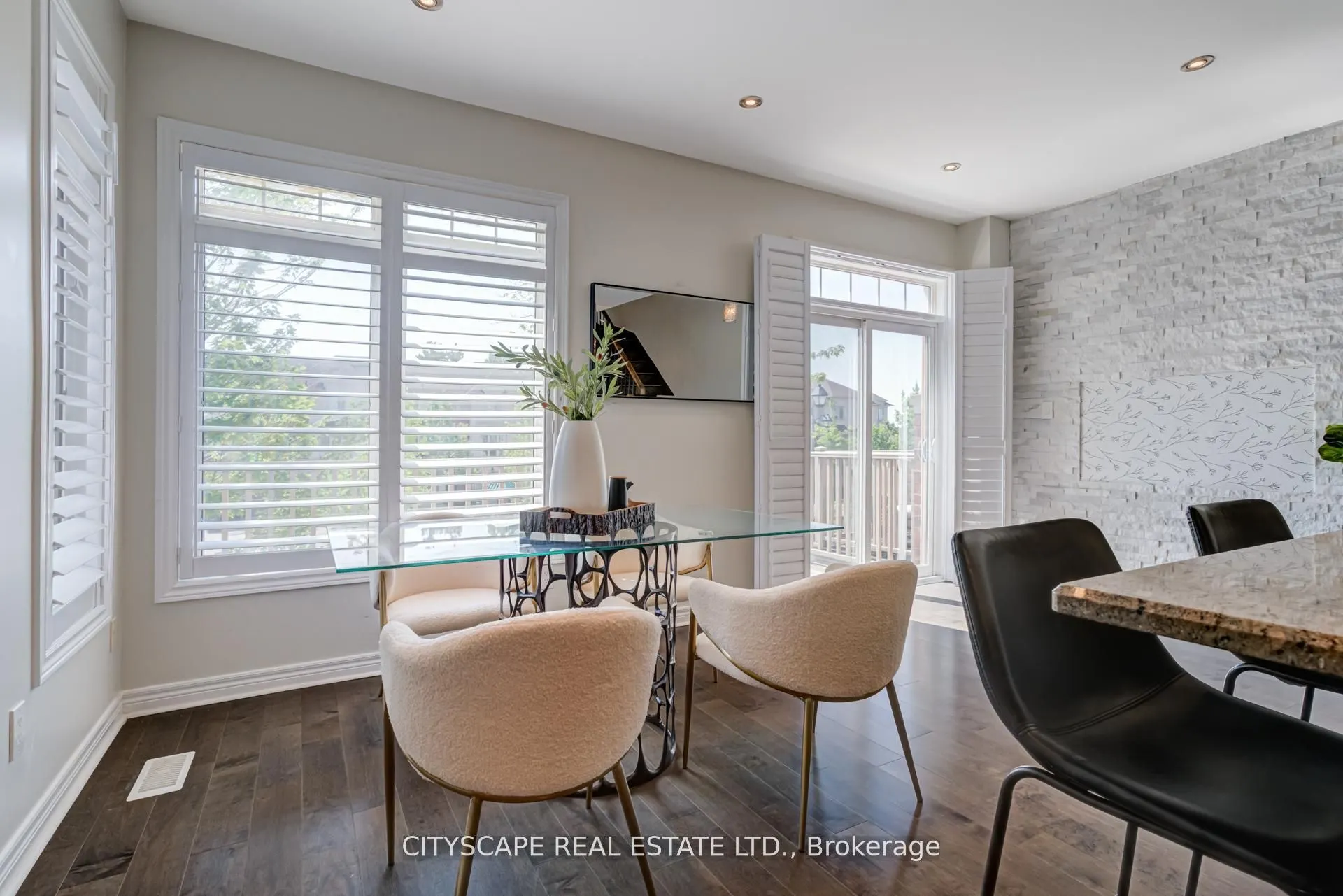 3380 Thomas Street, #1