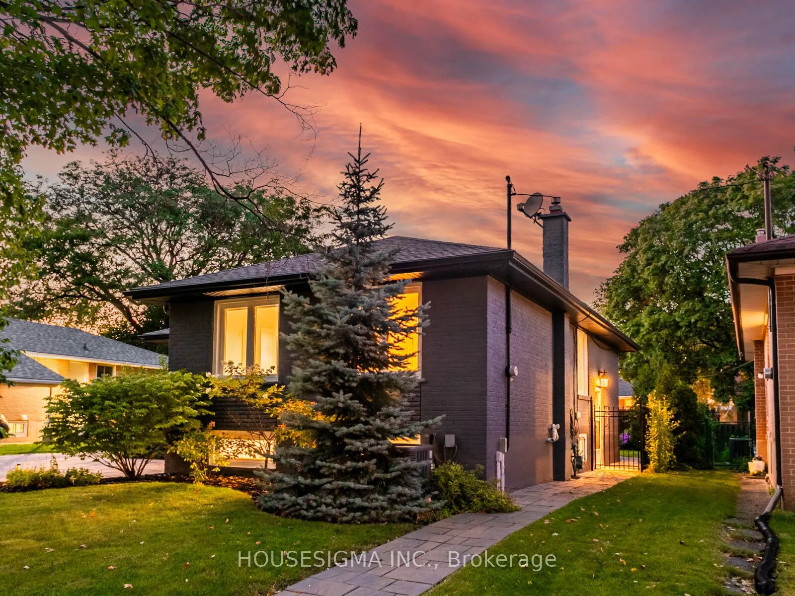 72 Ludstone Drive