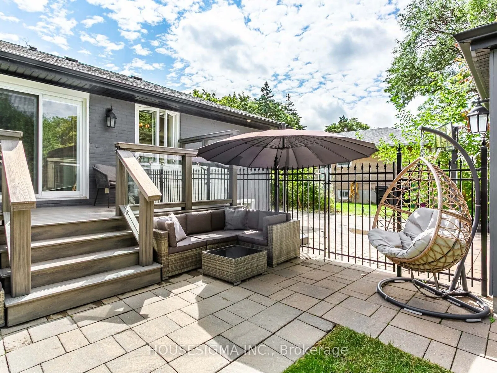 72 Ludstone Drive