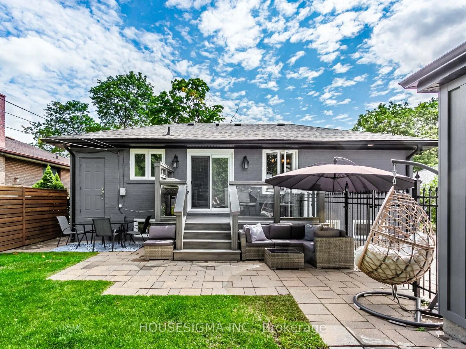 72 Ludstone Drive