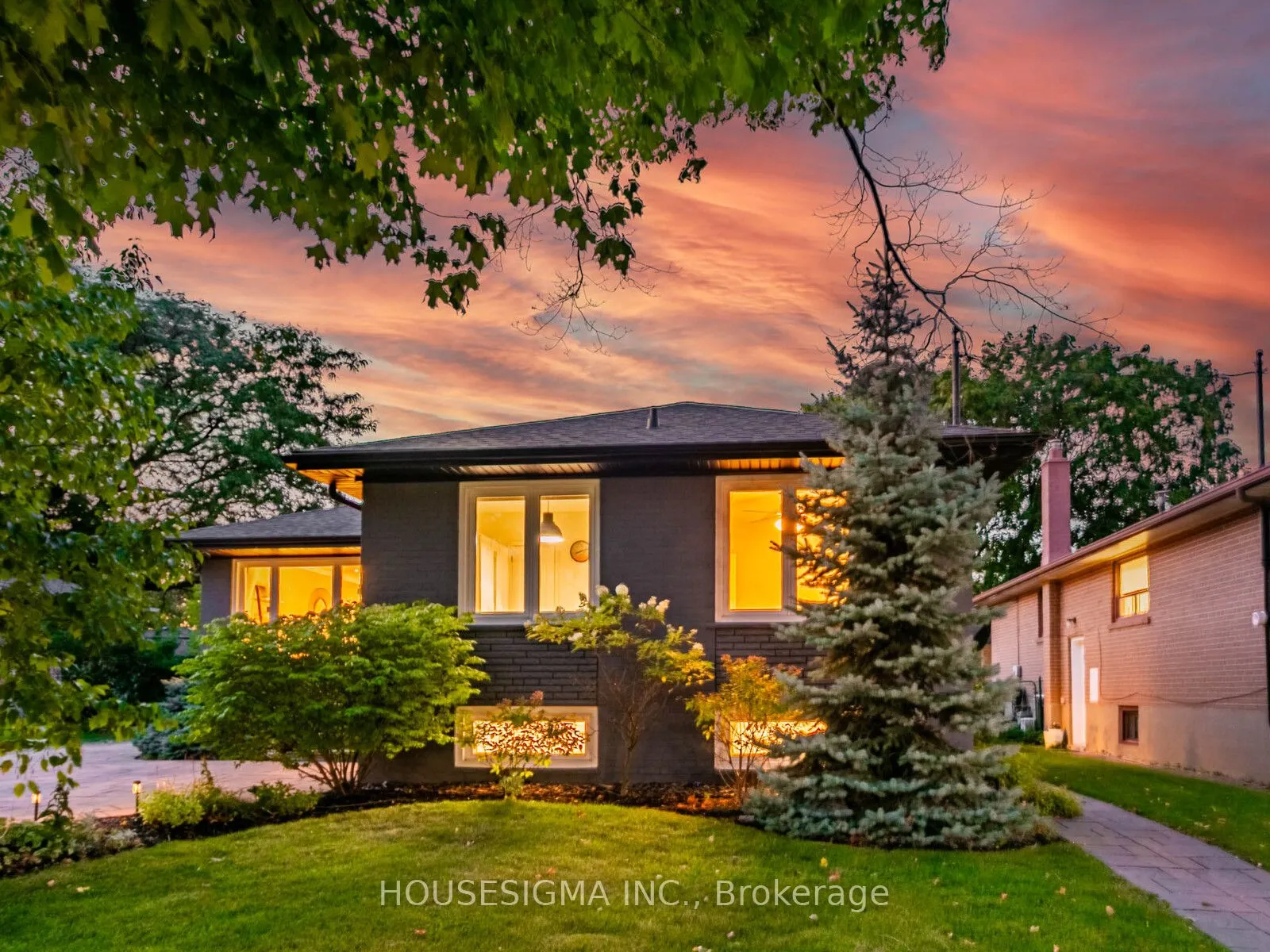 72 Ludstone Drive
