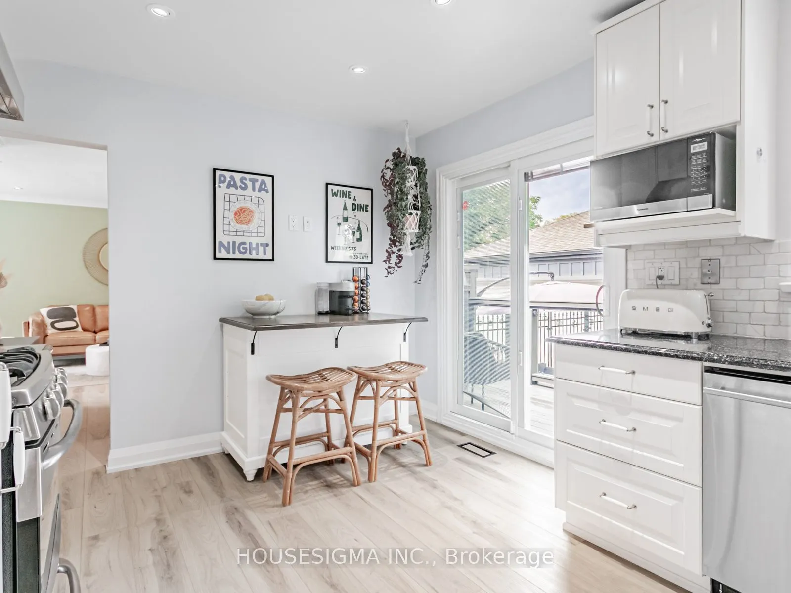 72 Ludstone Drive