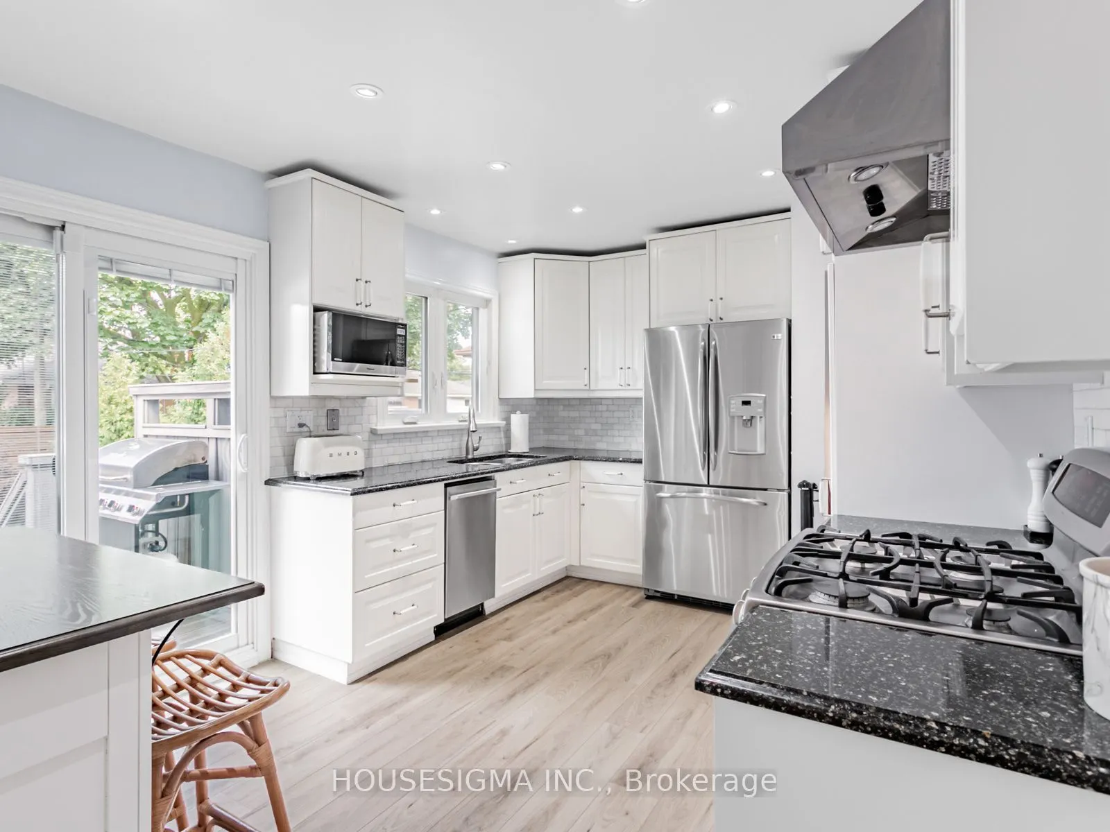 72 Ludstone Drive