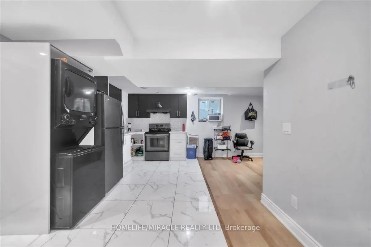 4 Peppertree Crescent