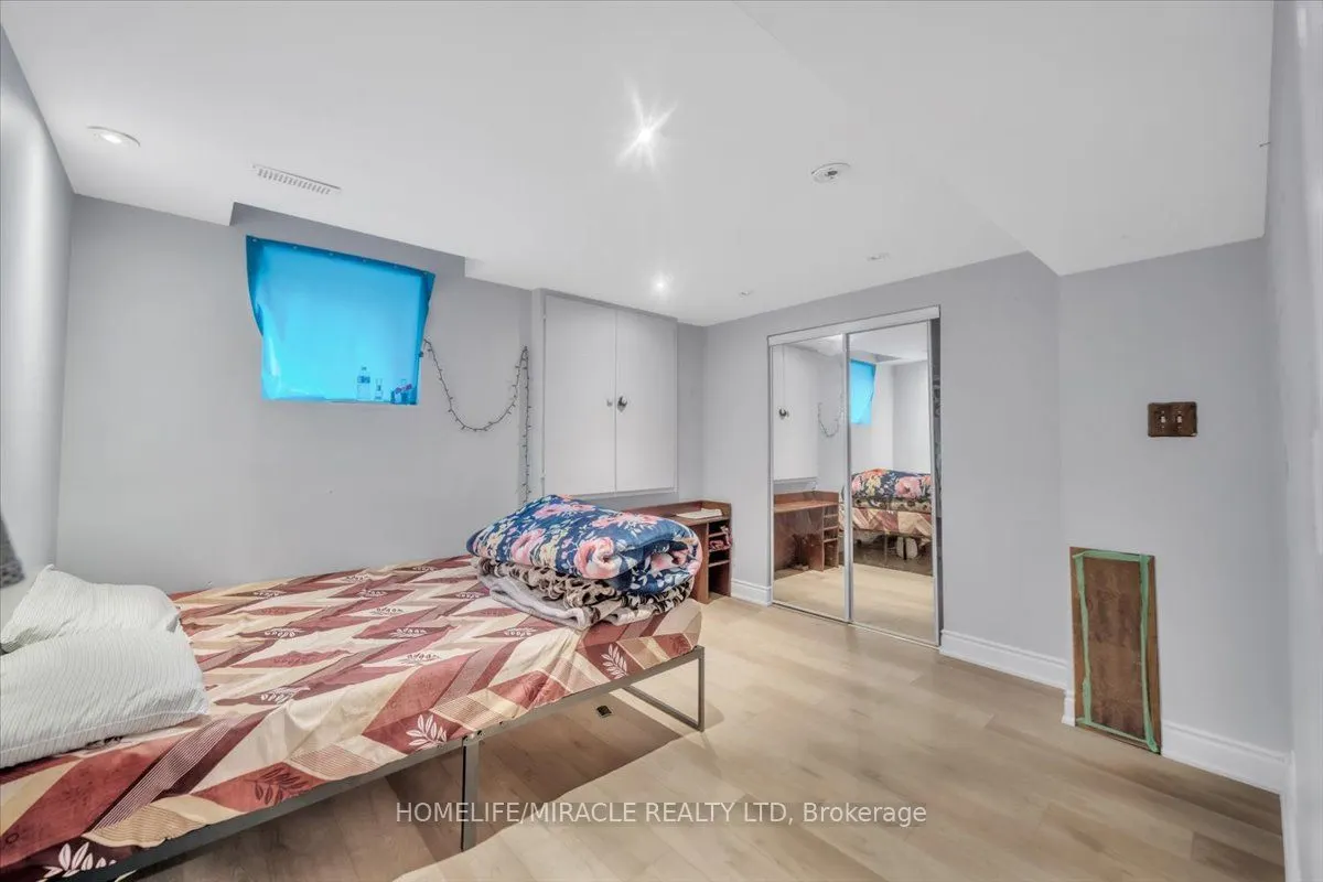 4 Peppertree Crescent