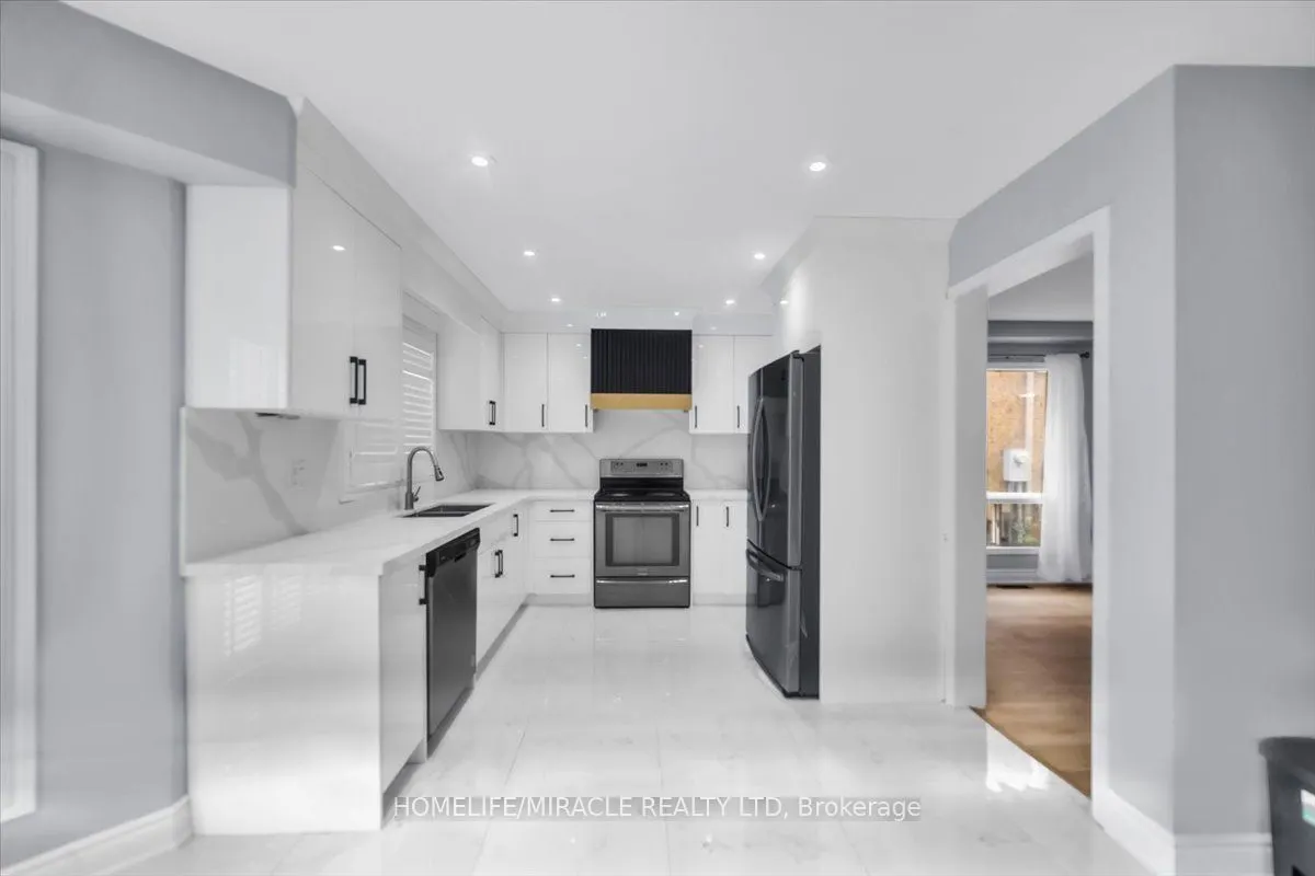 4 Peppertree Crescent