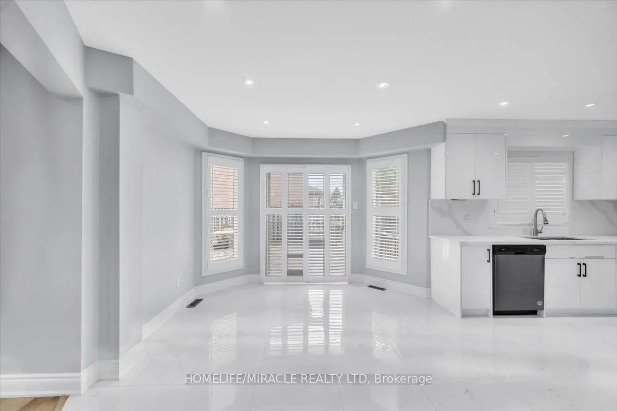 4 Peppertree Crescent