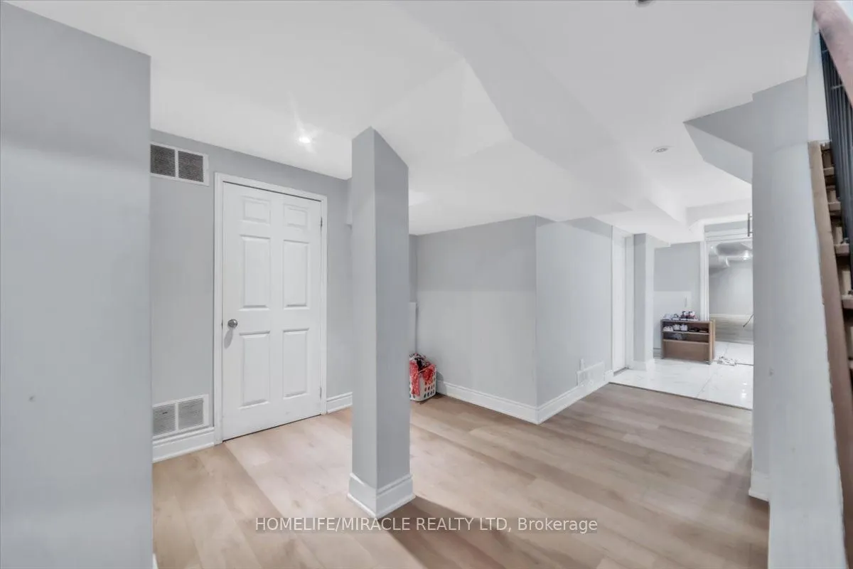 4 Peppertree Crescent