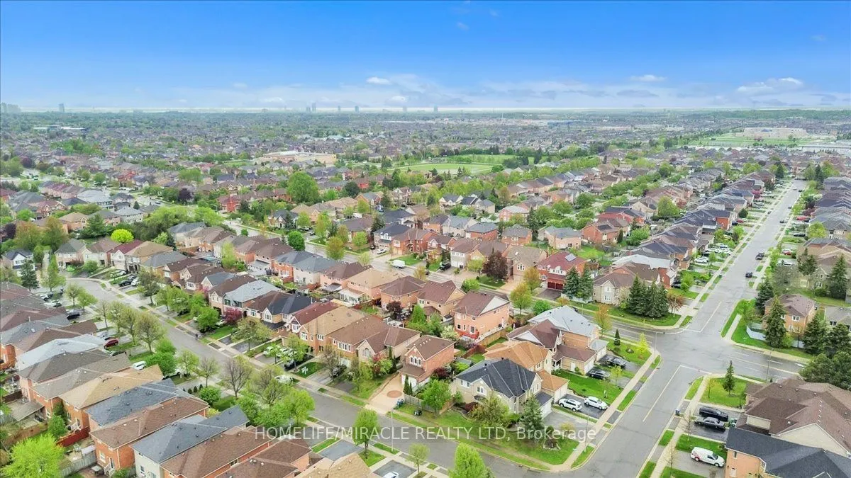 4 Peppertree Crescent