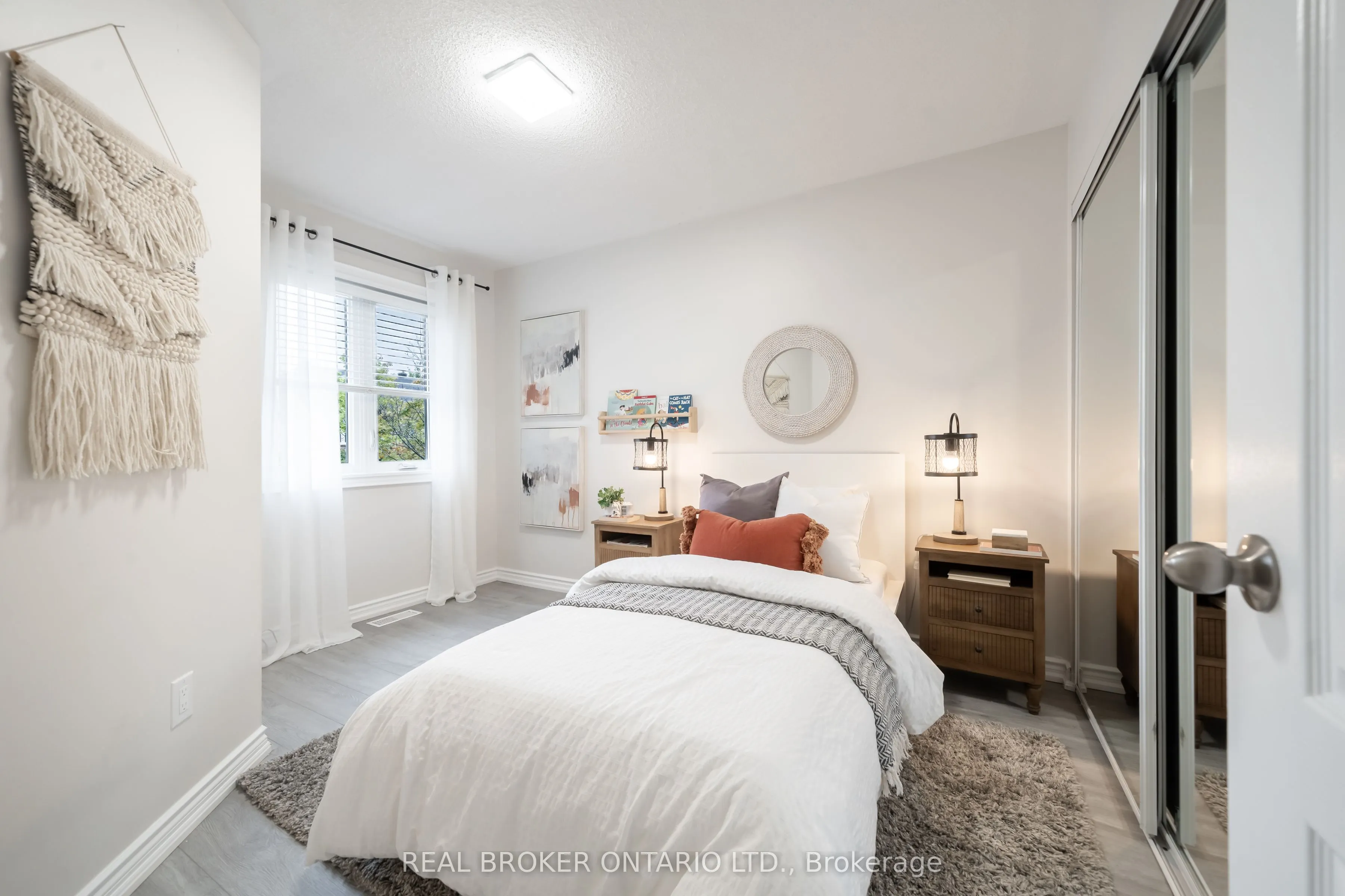 5255 Guildwood Way, #36