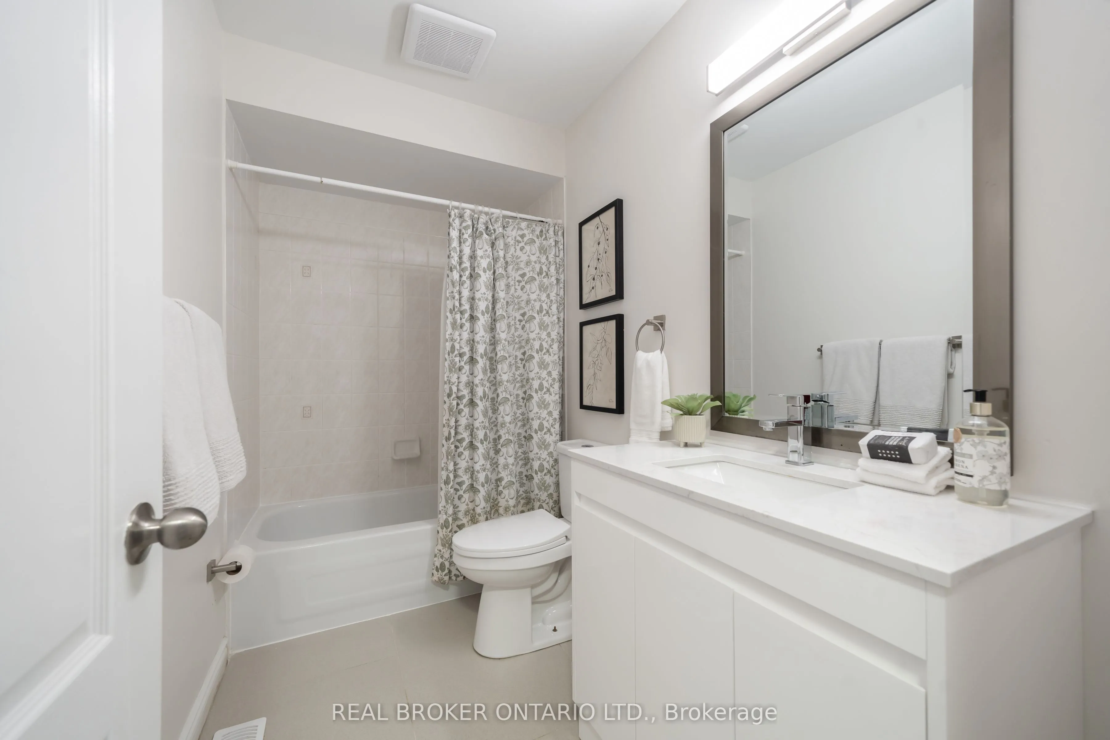 5255 Guildwood Way, #36