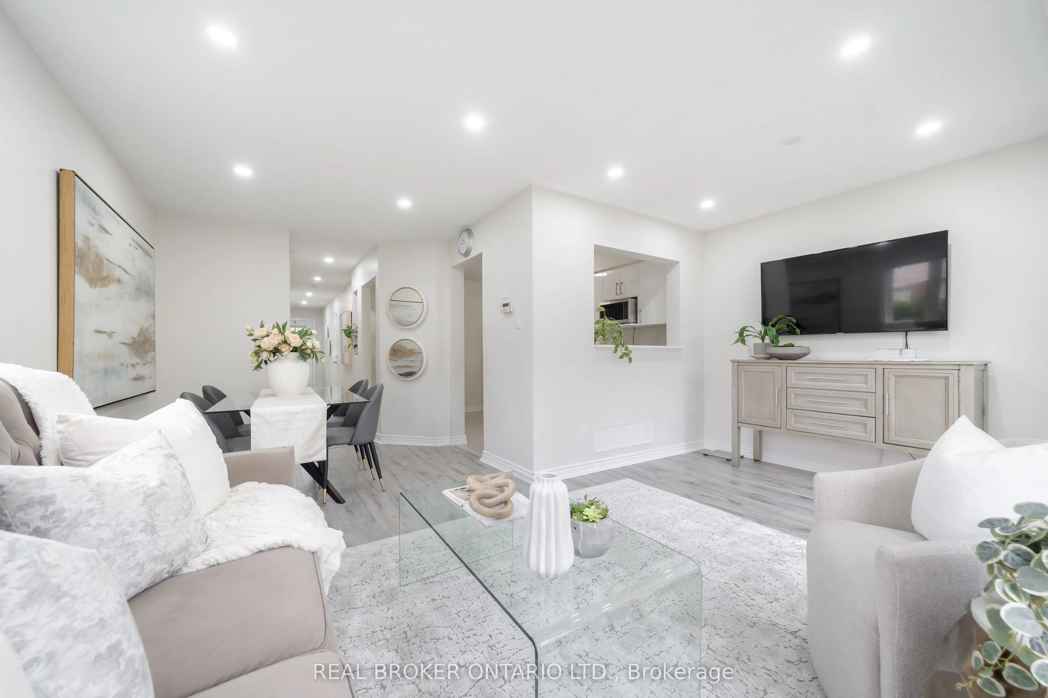5255 Guildwood Way, #36