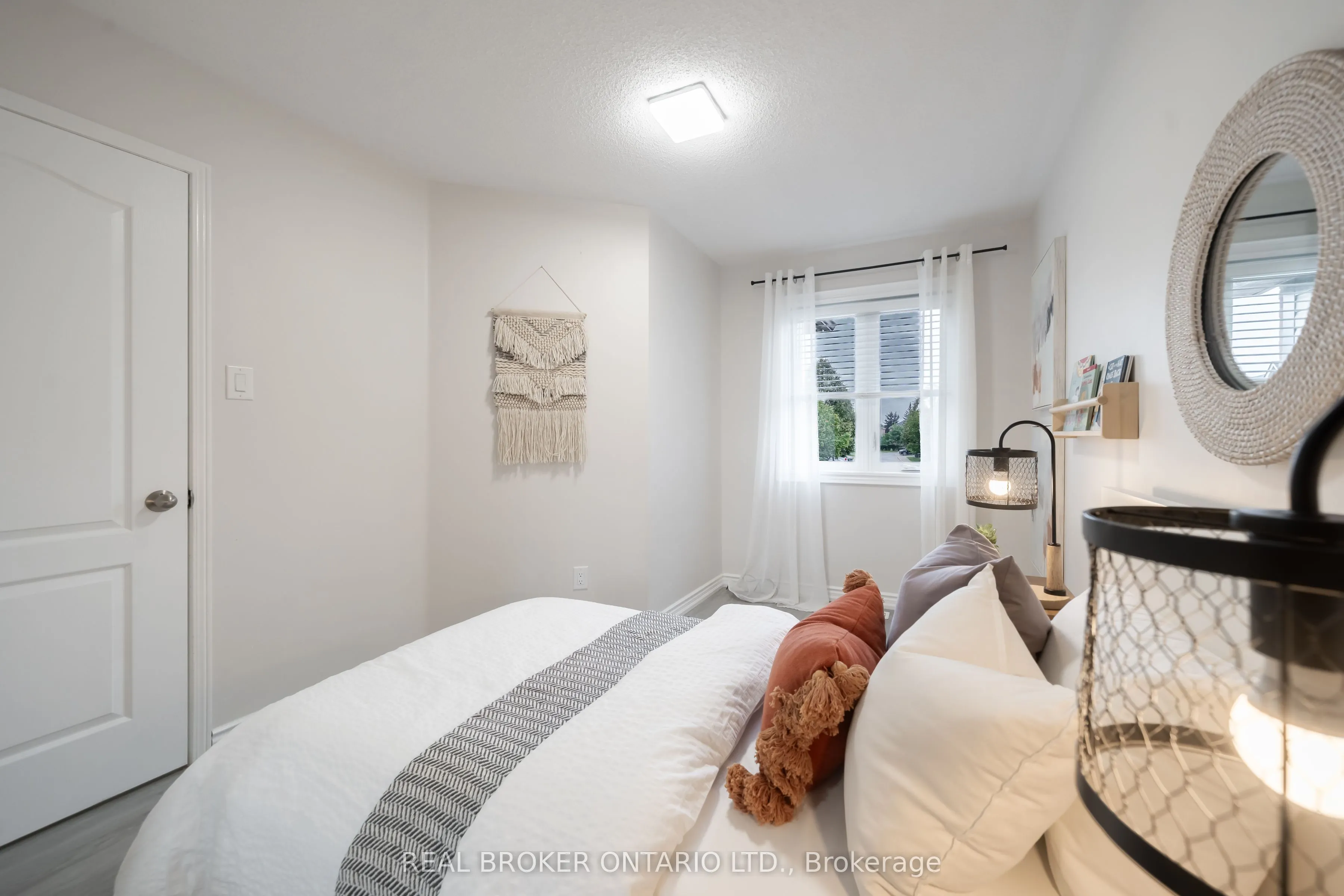 5255 Guildwood Way, #36