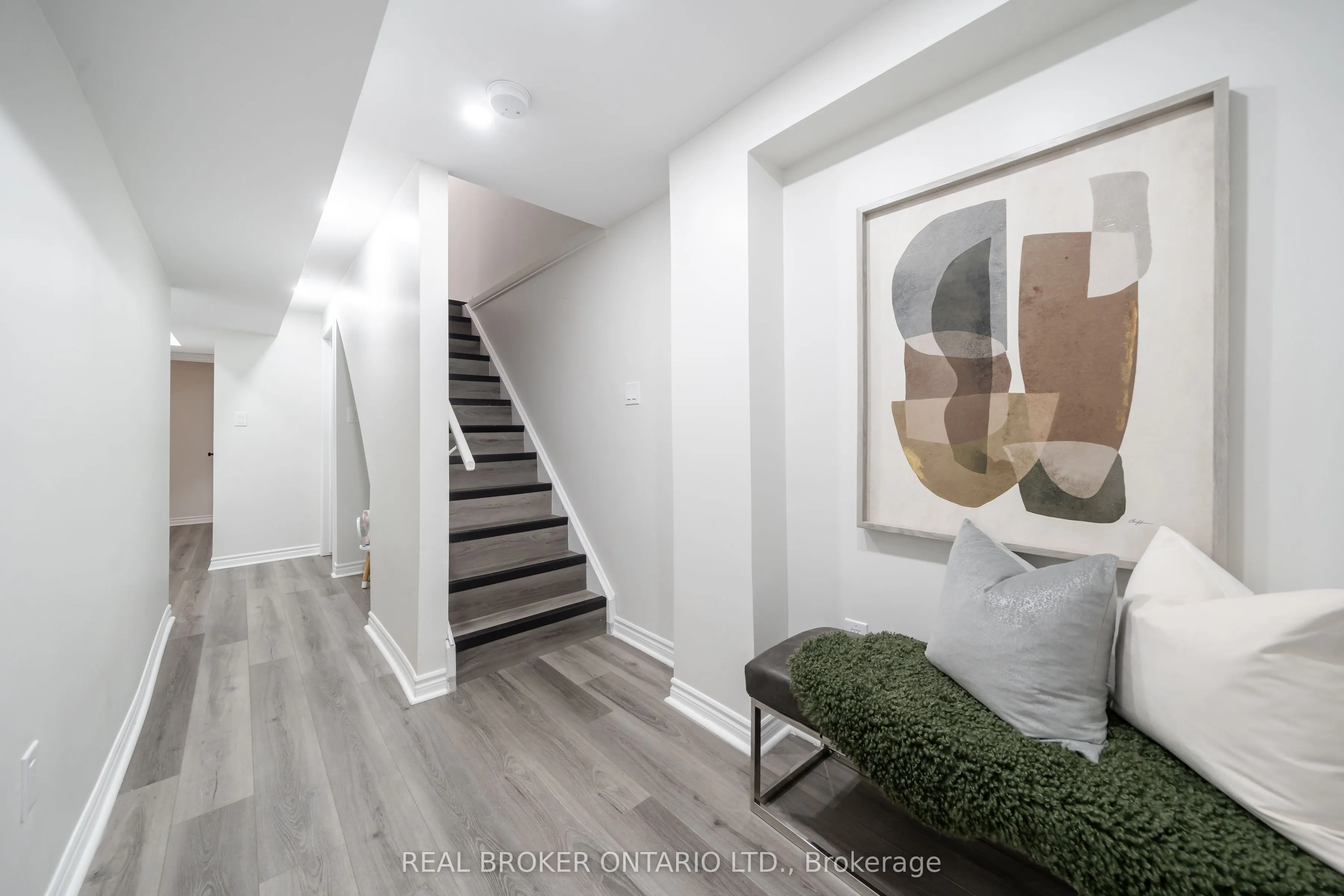 5255 Guildwood Way, #36