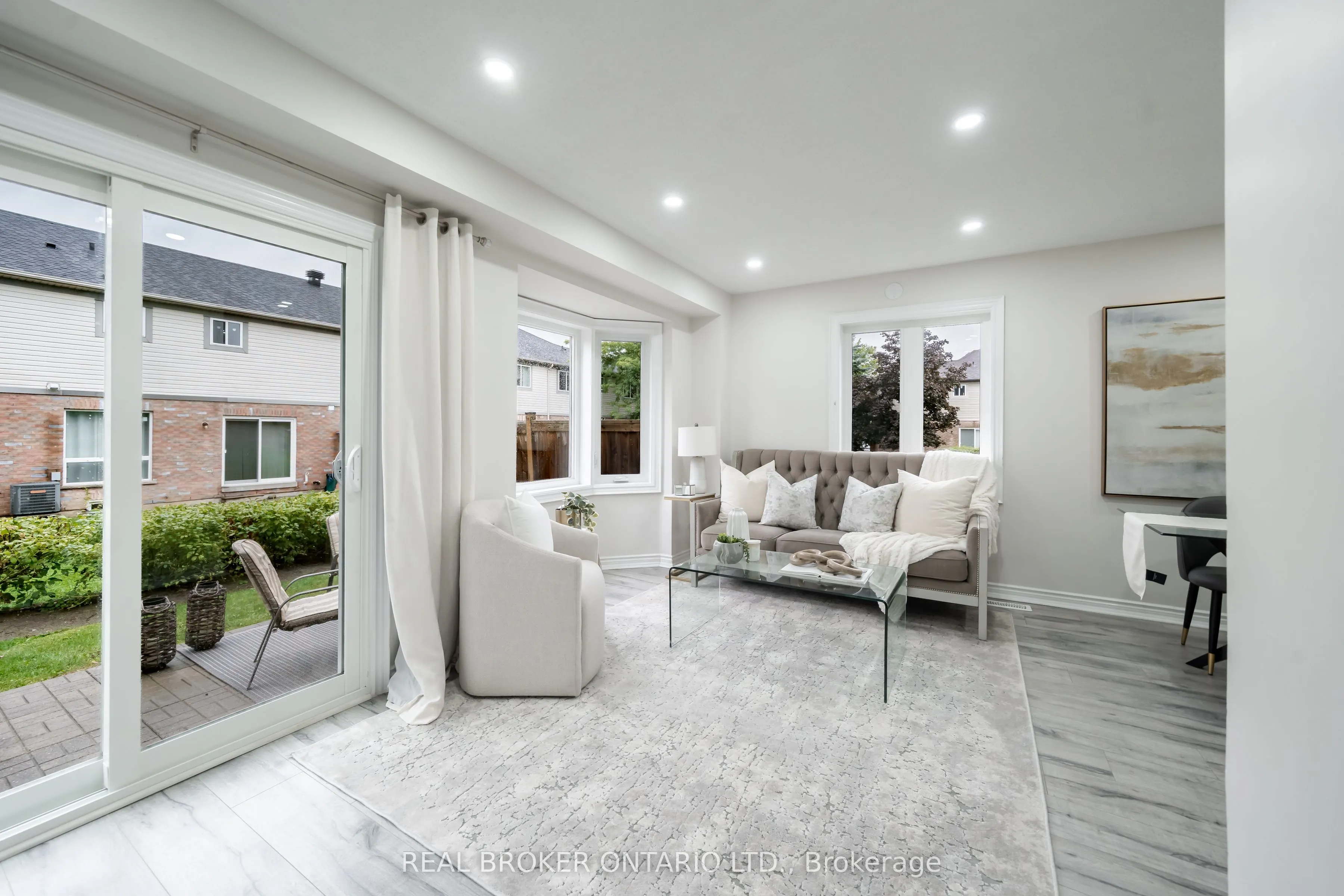 5255 Guildwood Way, #36