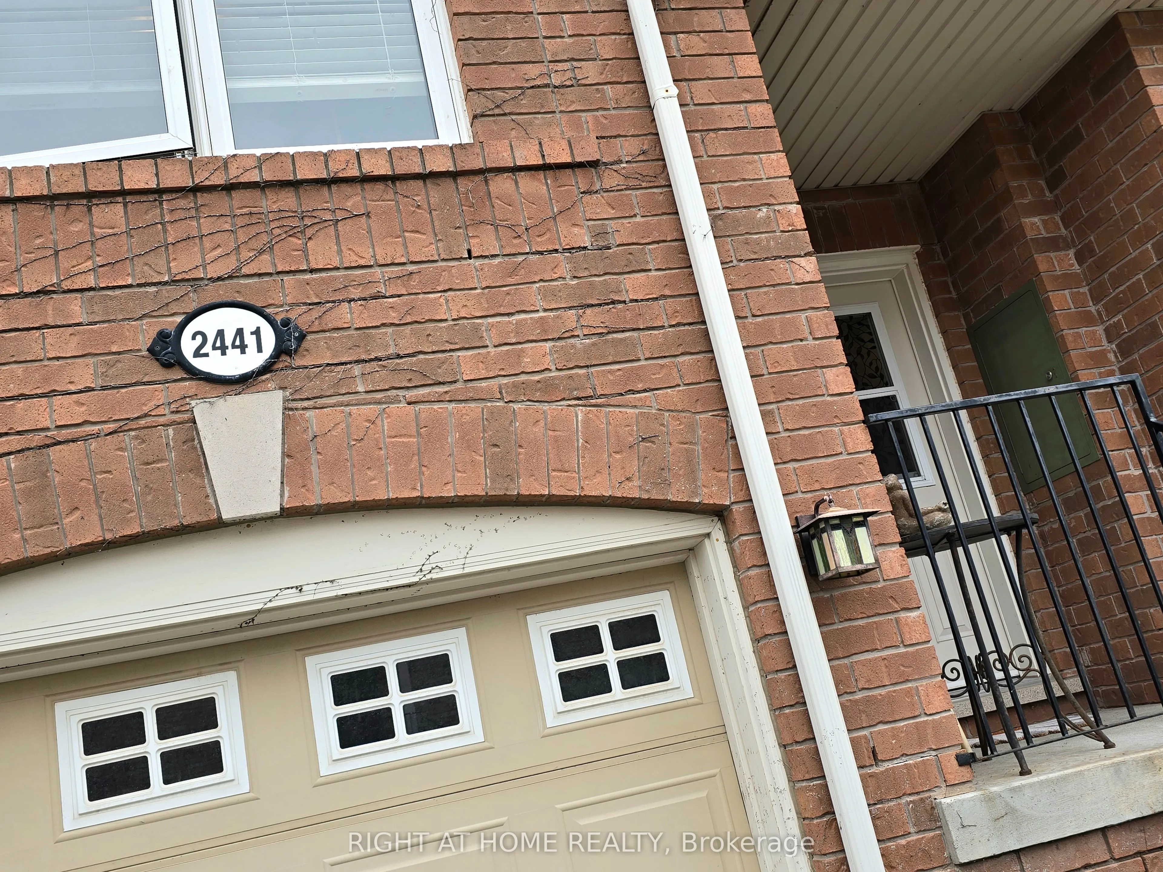 2441 Coho Way