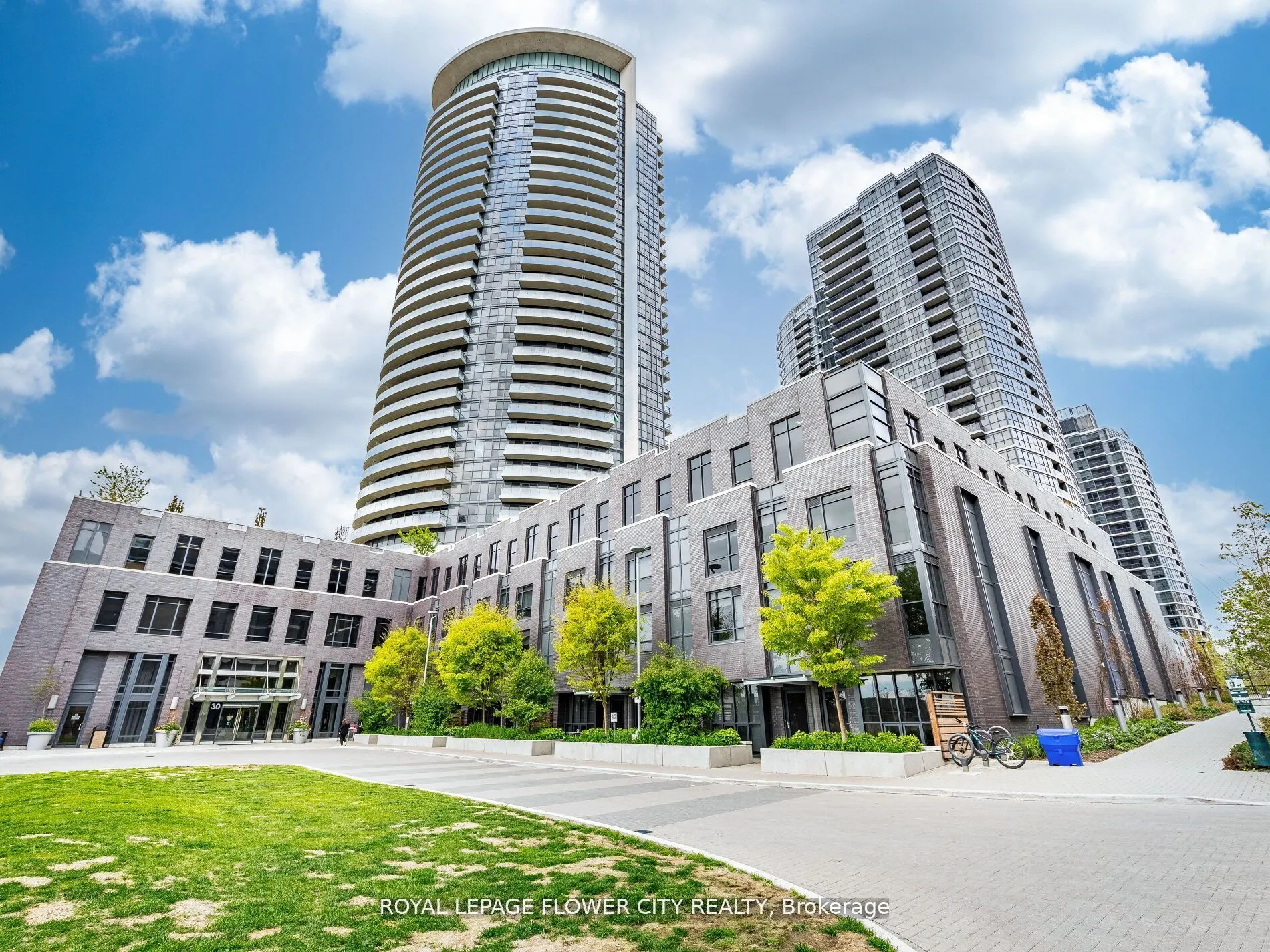 30 Gibbs Road, #2804