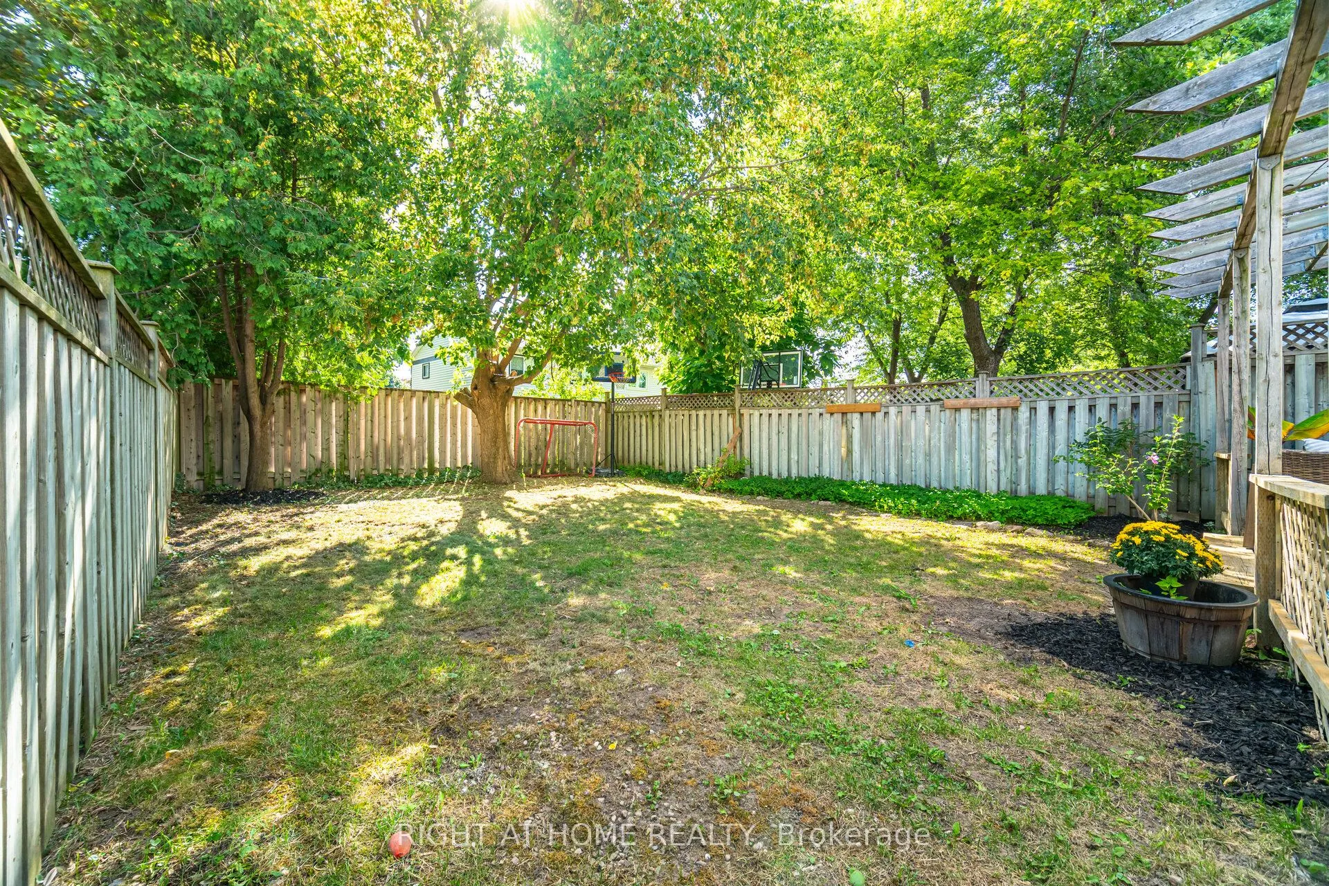 526 Holly Avenue