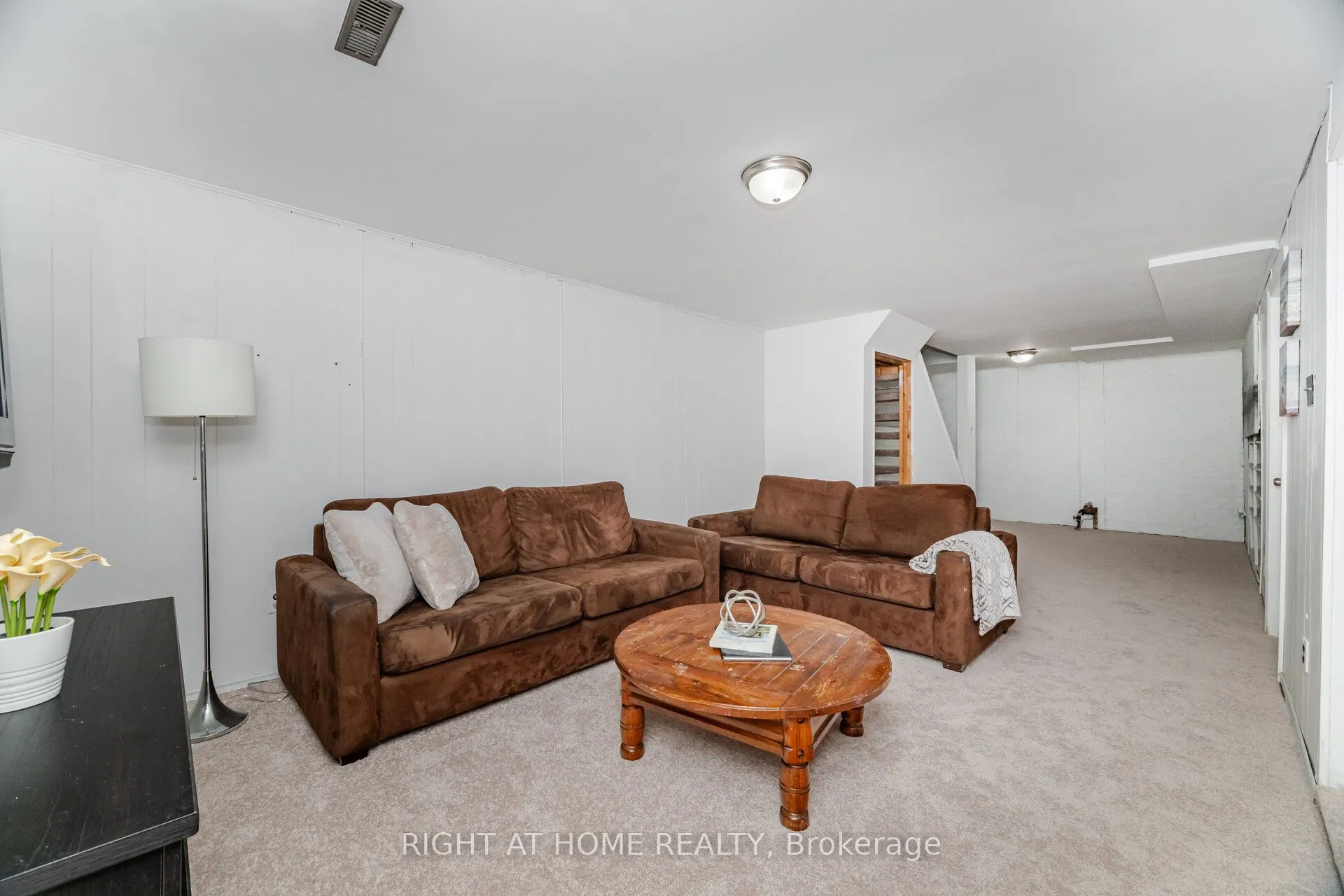 526 Holly Avenue