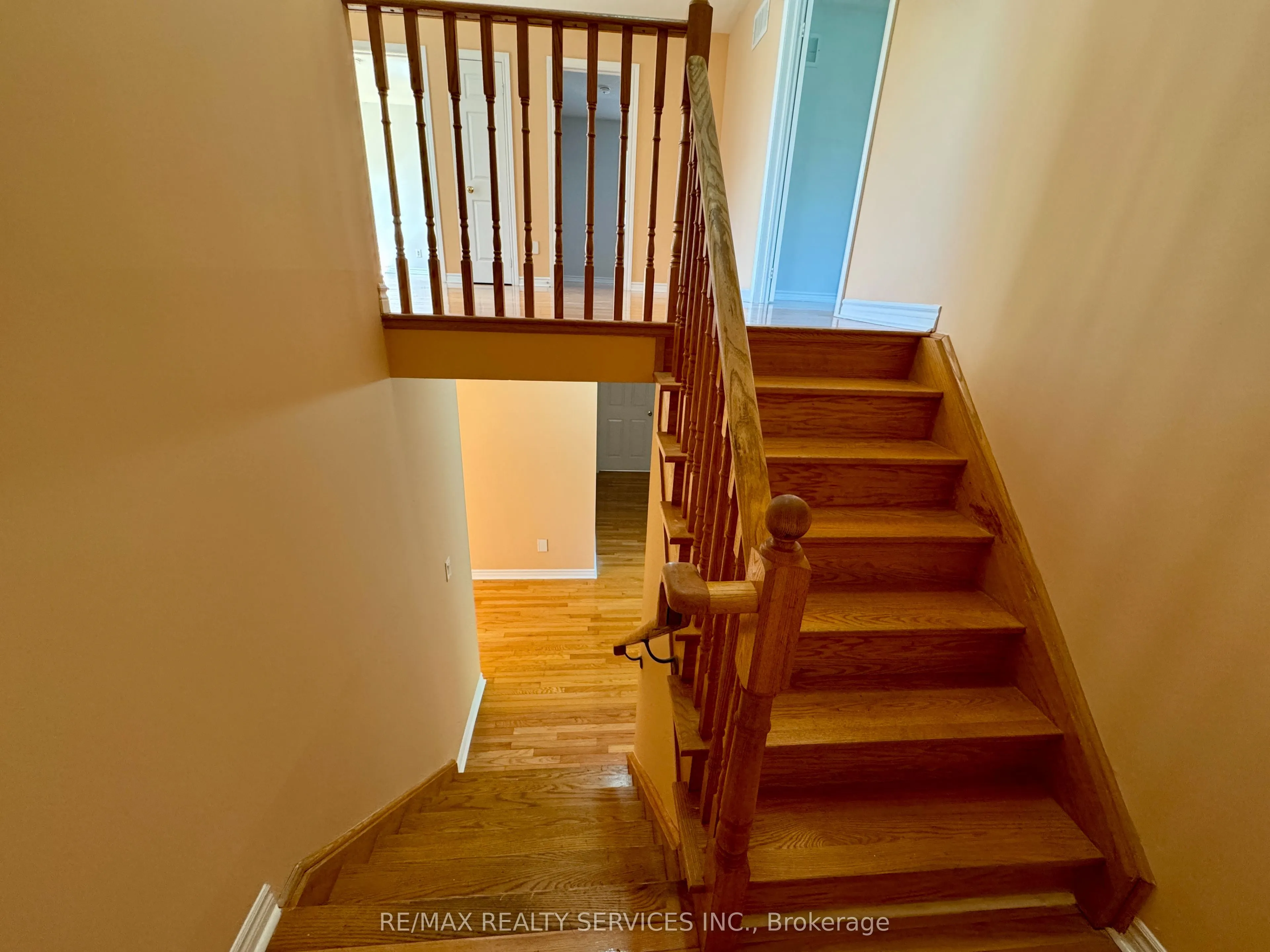 53 Echoridge Drive
